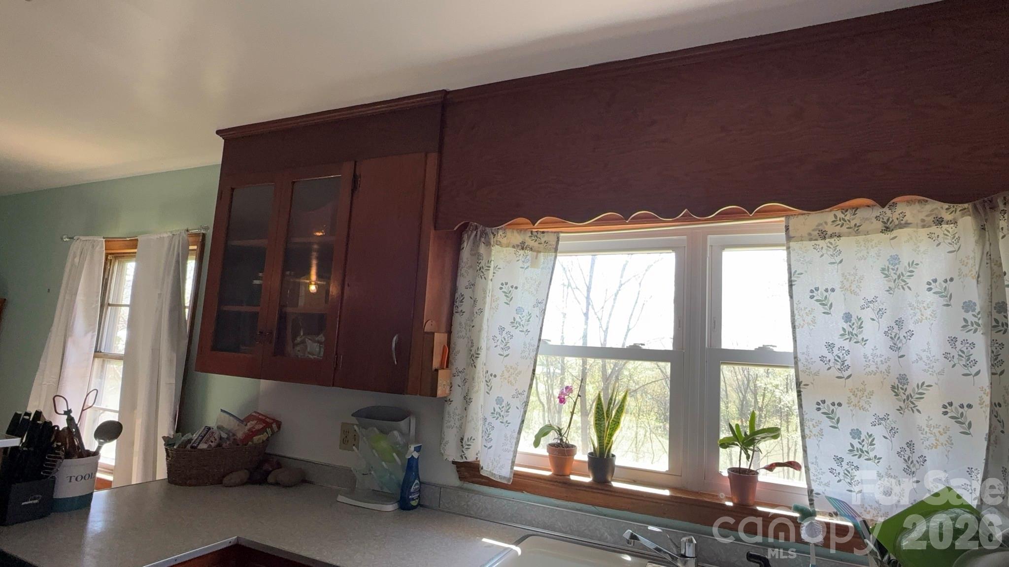 1582 Dutch Cove Road — Canton