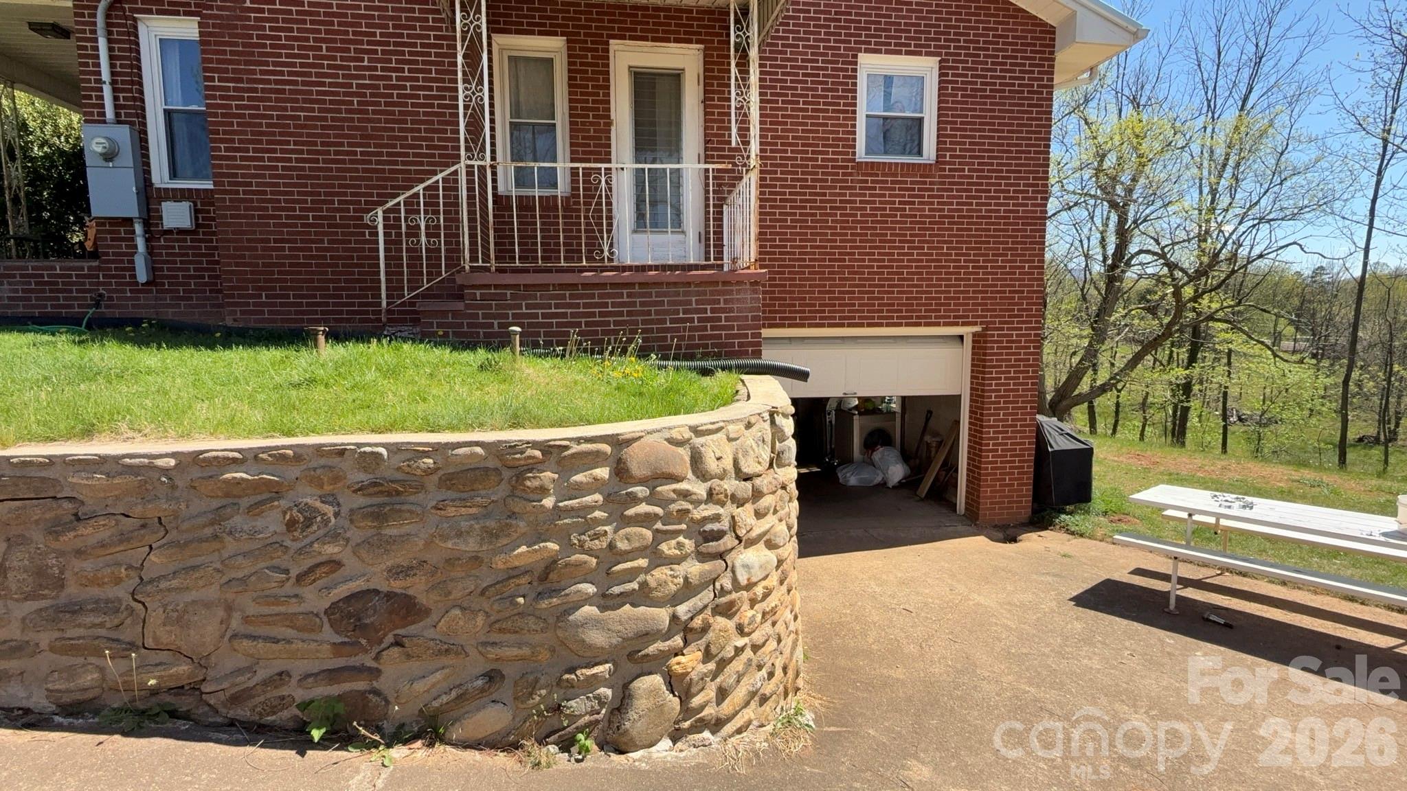 1582 Dutch Cove Road — Canton