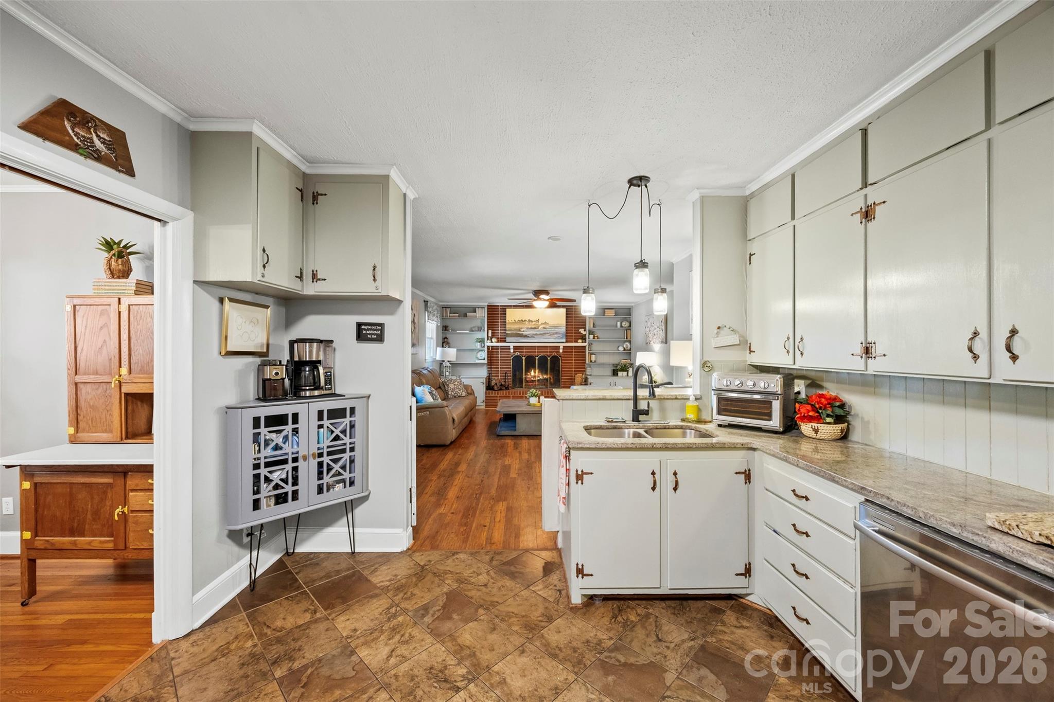 1206 South Point Road — Belmont