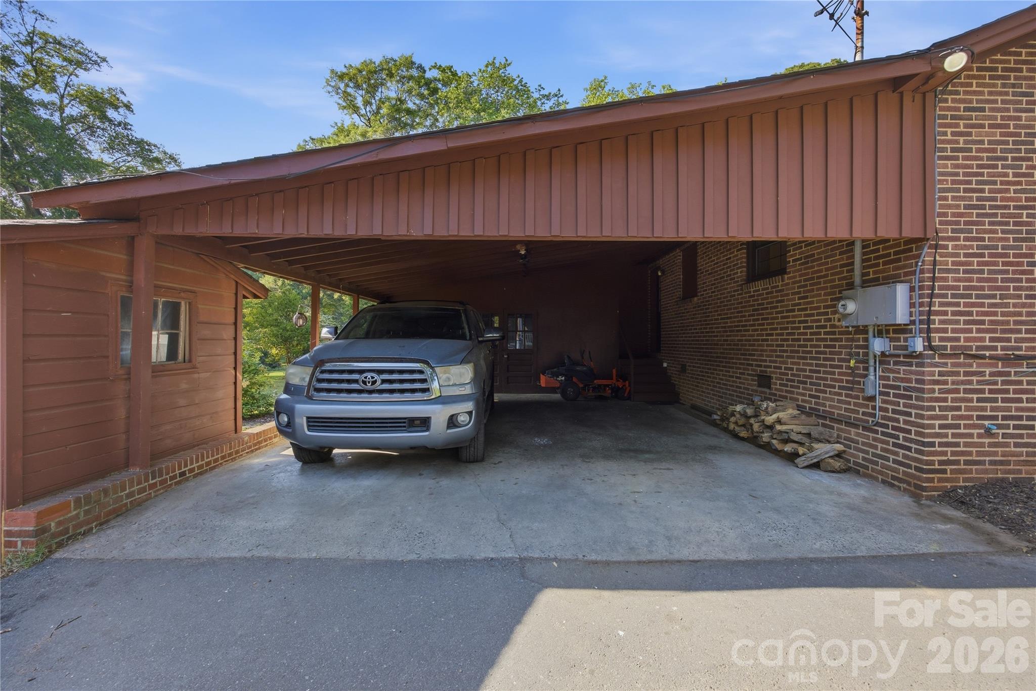 1206 South Point Road — Belmont