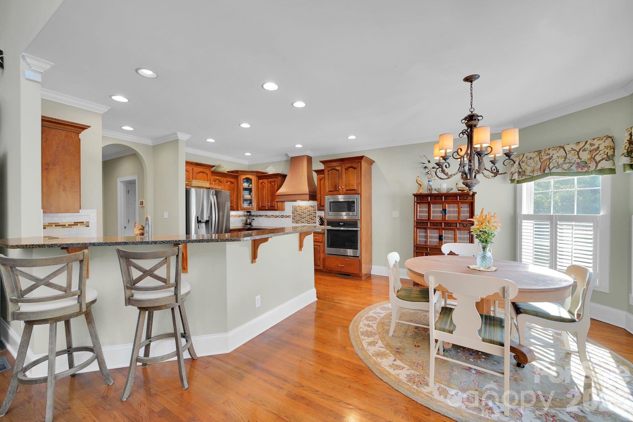 1171 Hilldale Drive — Lancaster