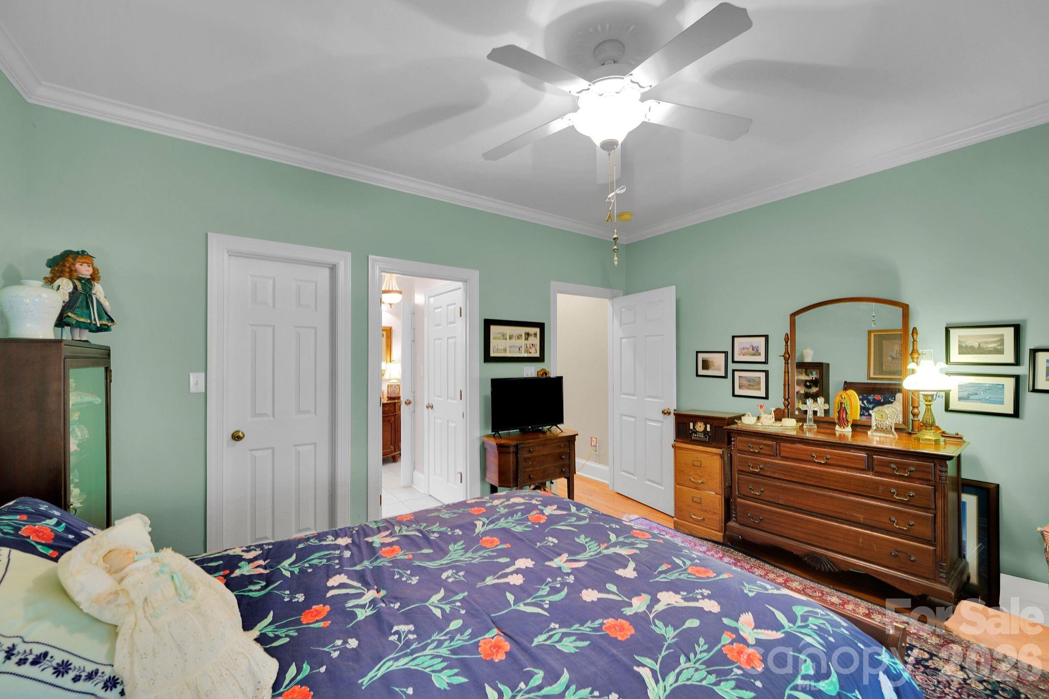 1171 Hilldale Drive — Lancaster