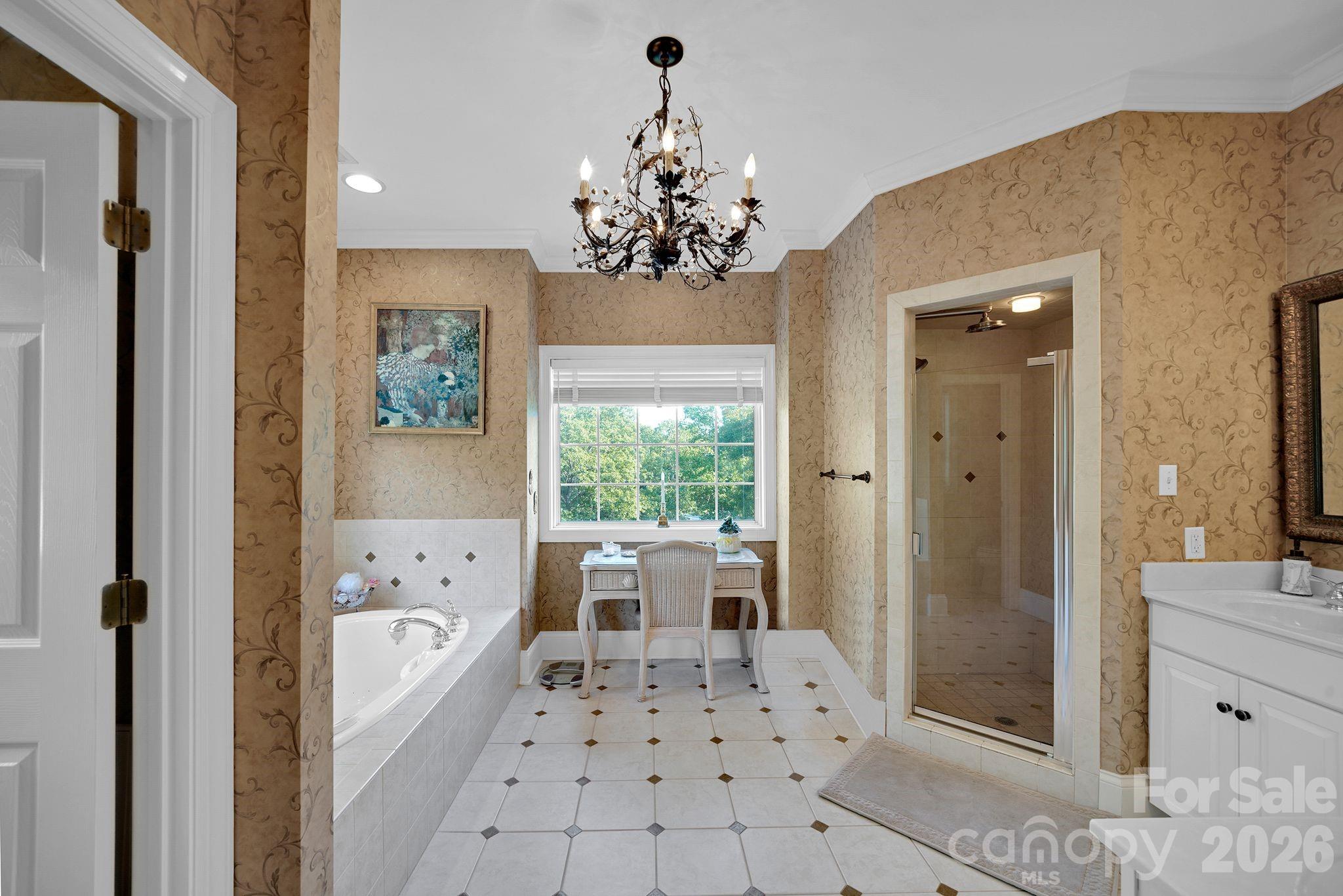 1171 Hilldale Drive — Lancaster