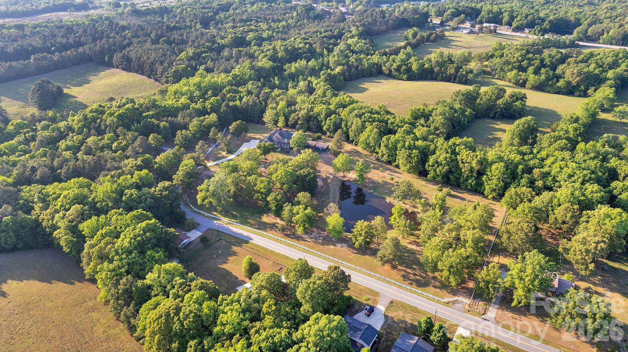 1171 Hilldale Drive — Lancaster