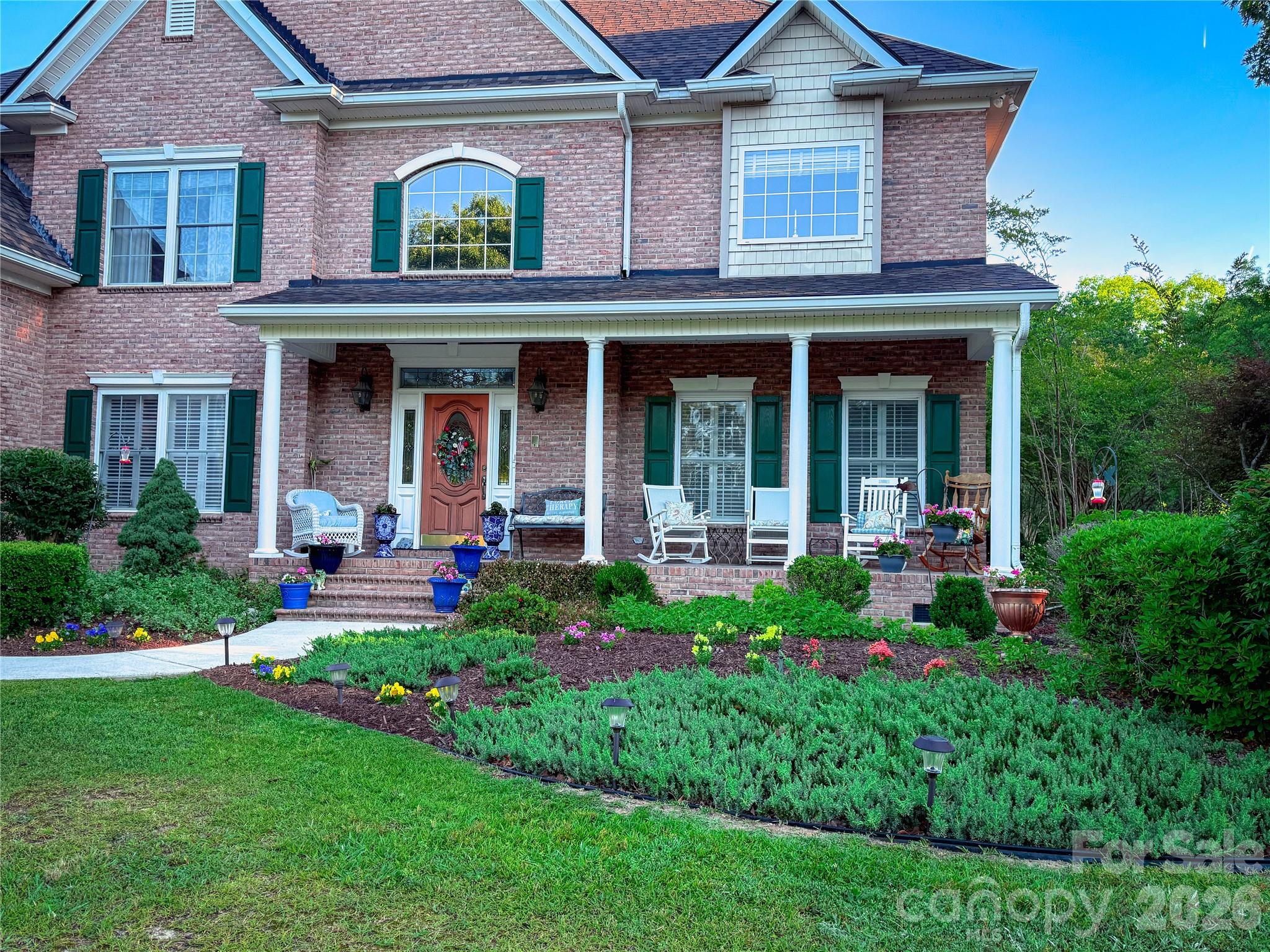1171 Hilldale Drive — Lancaster
