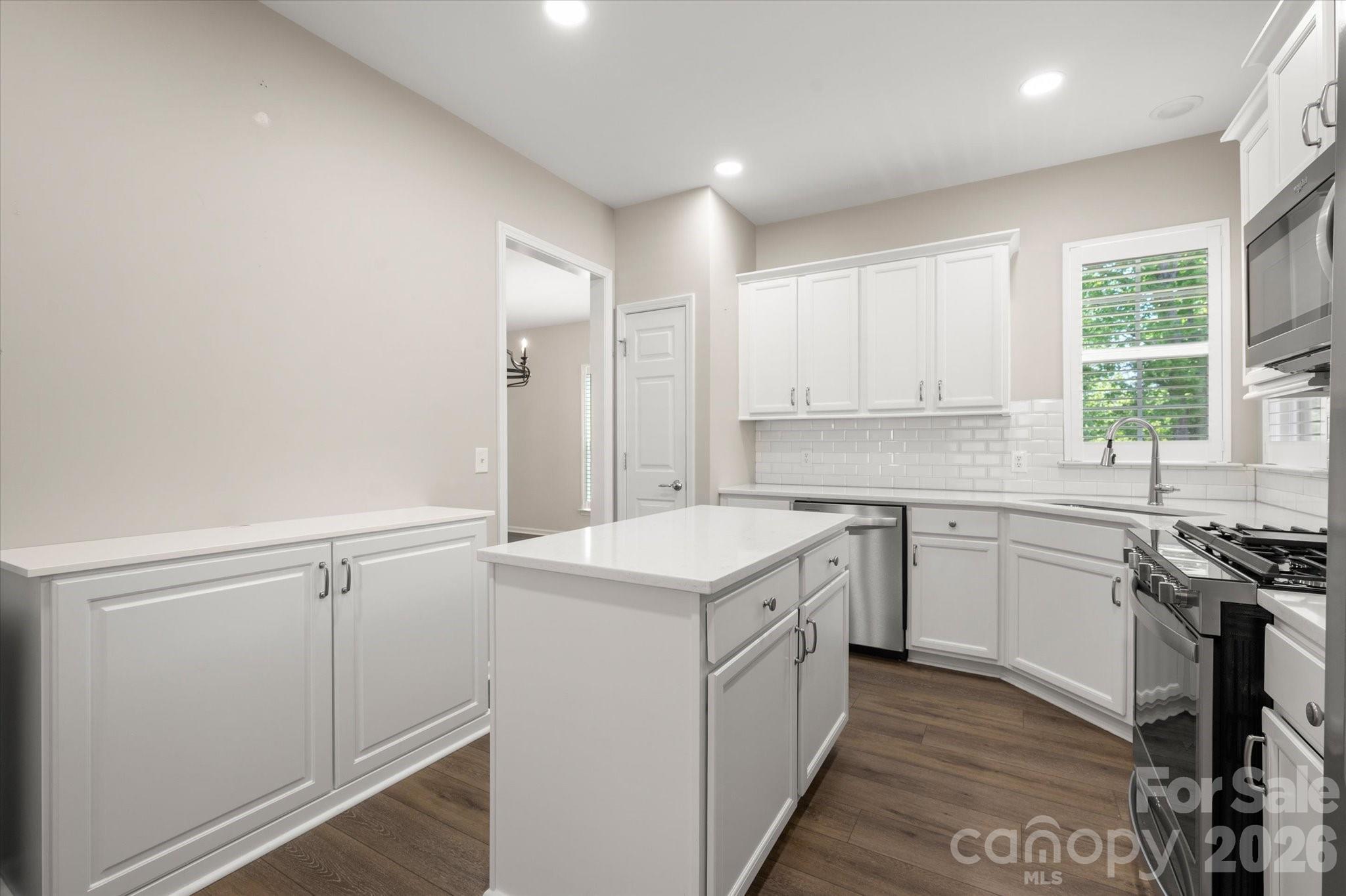 6056 Great Basin Lane — Fort Mill