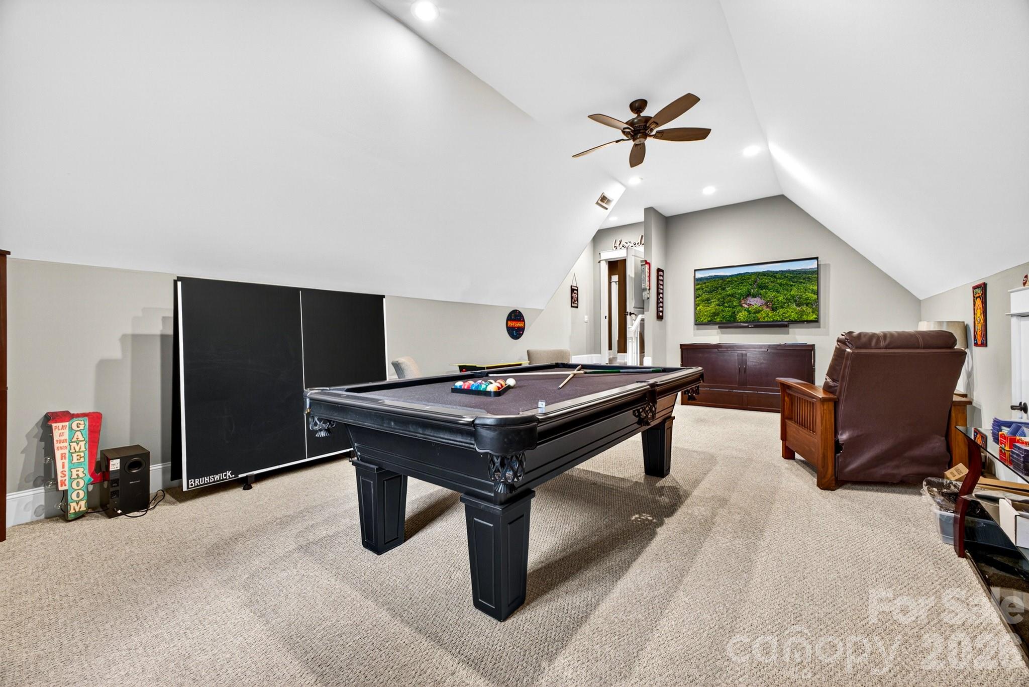671 Mills River Way — Horse Shoe