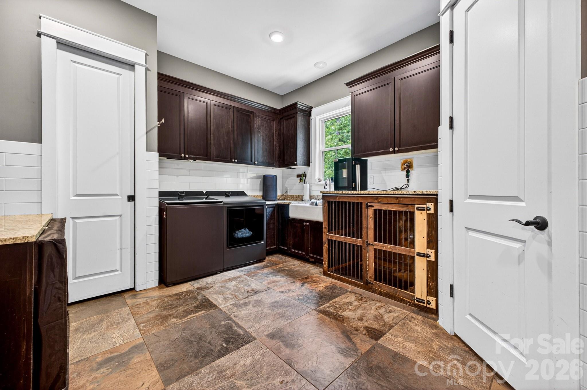671 Mills River Way — Horse Shoe