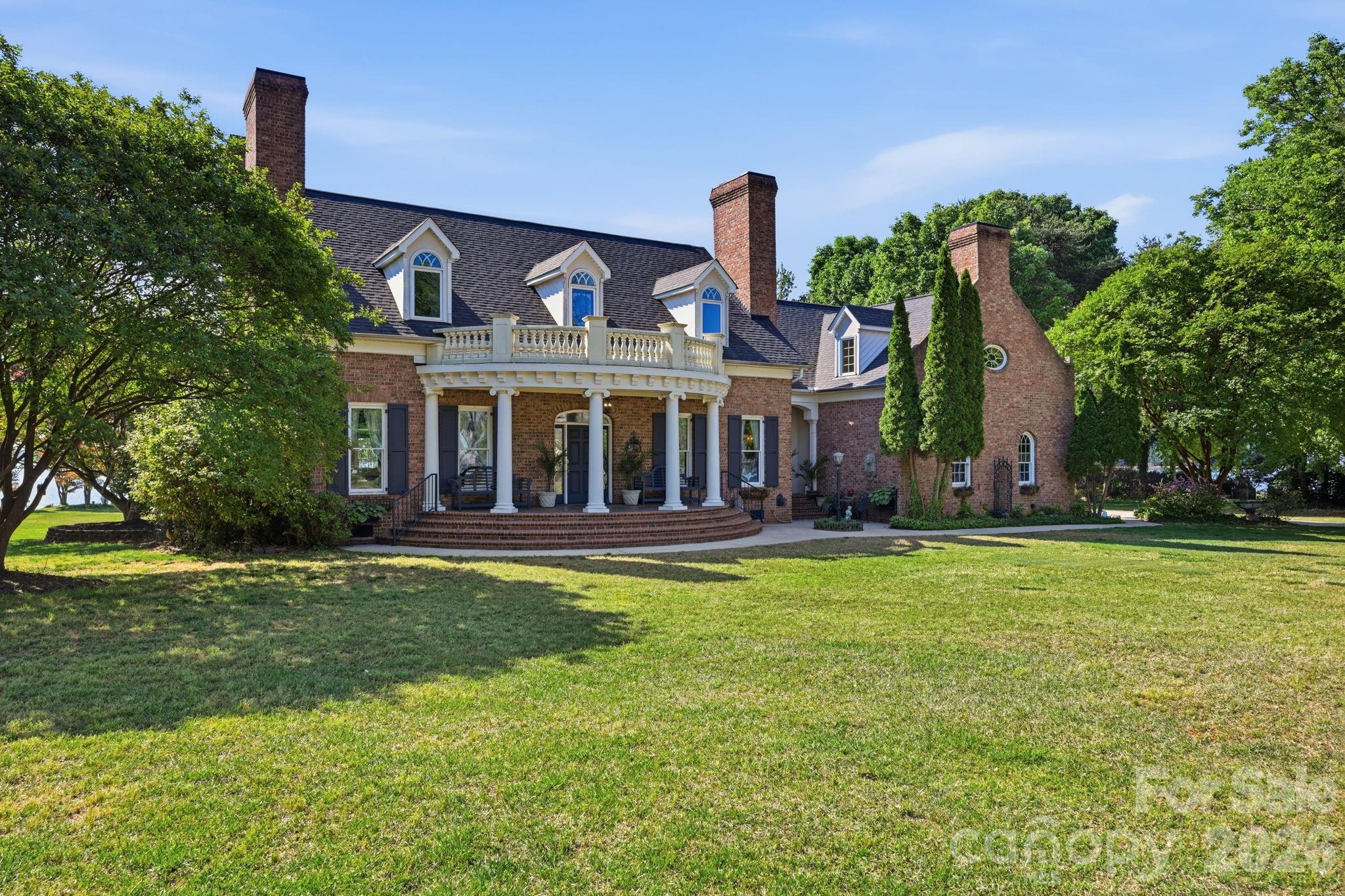 125 Saylors Watch Lane — Mooresville