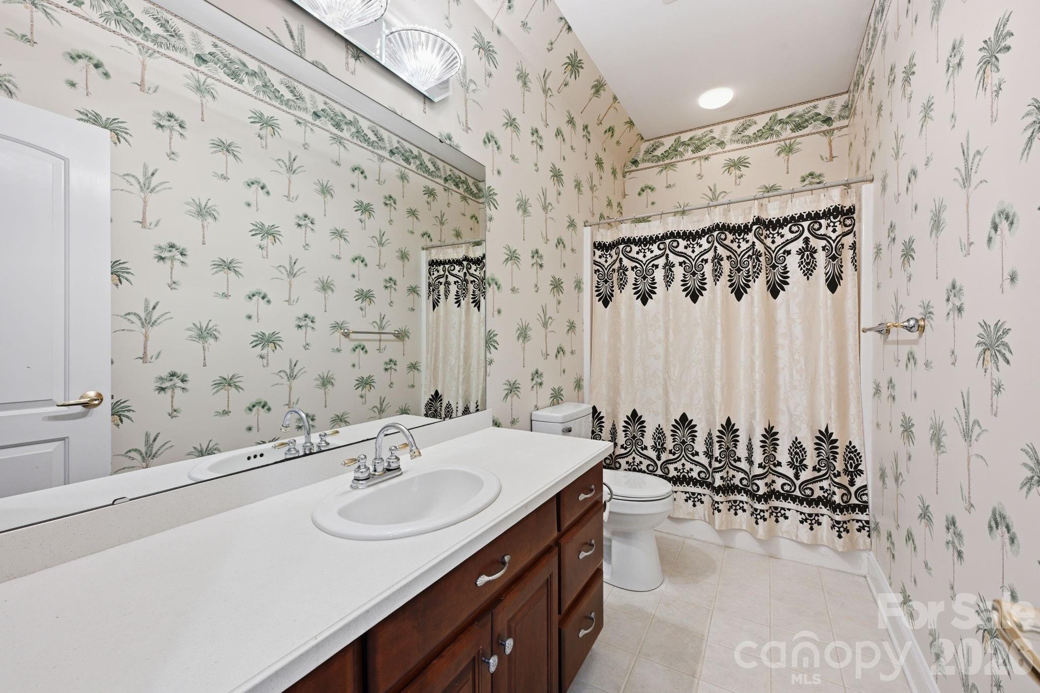 125 Saylors Watch Lane — Mooresville