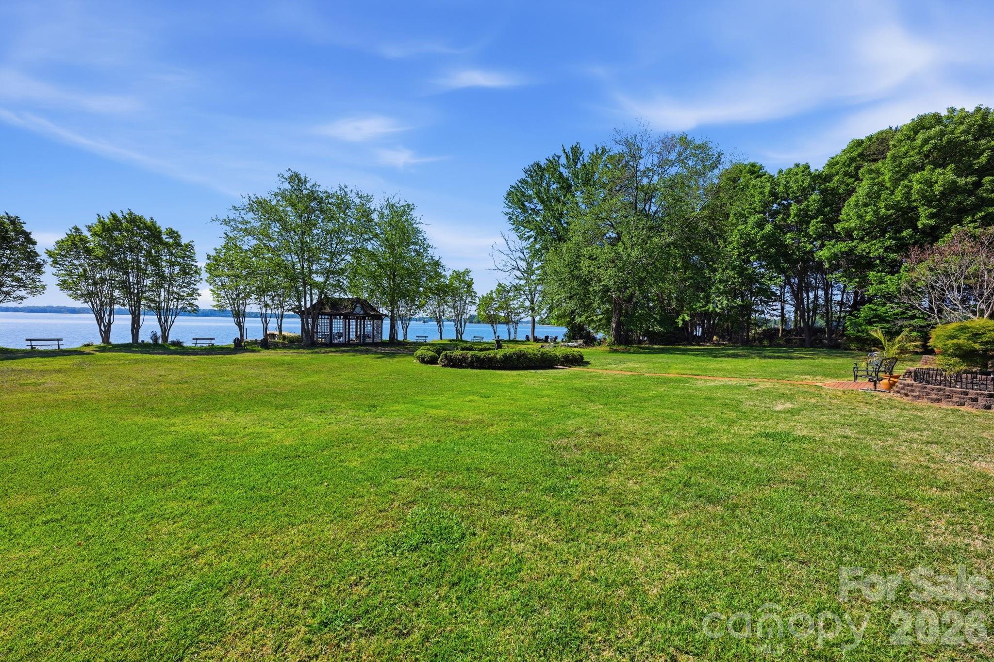 125 Saylors Watch Lane — Mooresville