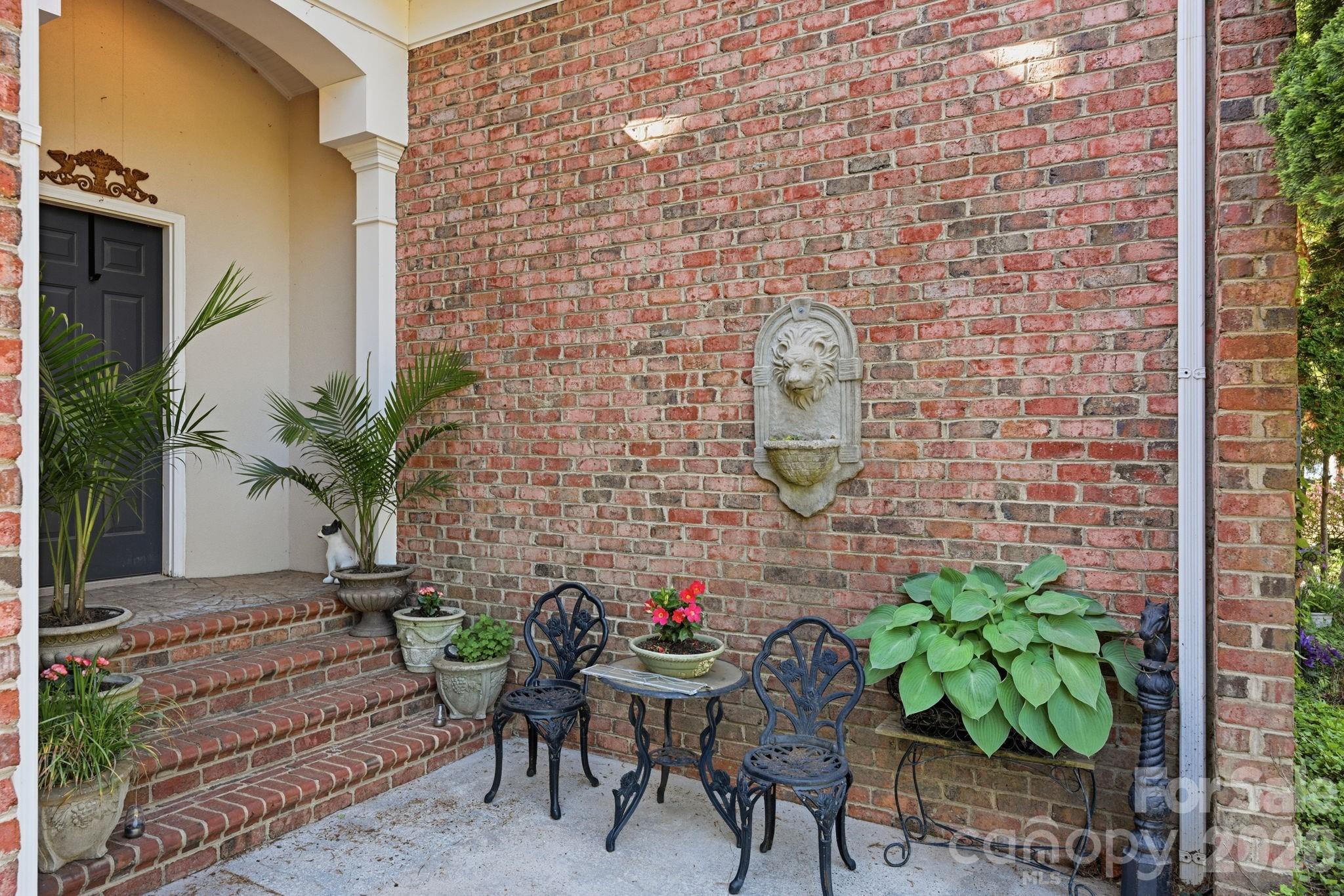125 Saylors Watch Lane — Mooresville