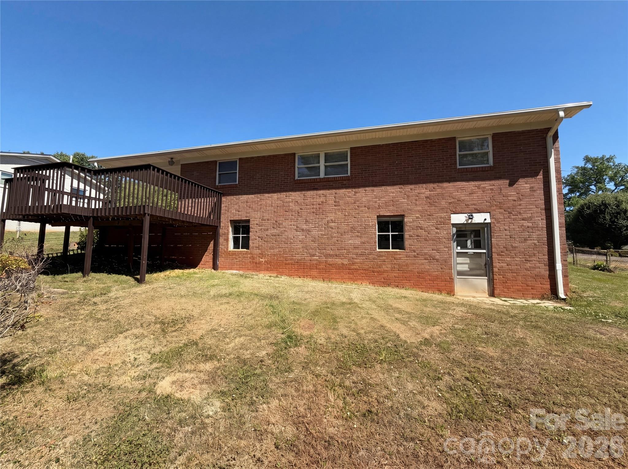 2431 Lynn Drive — Gastonia