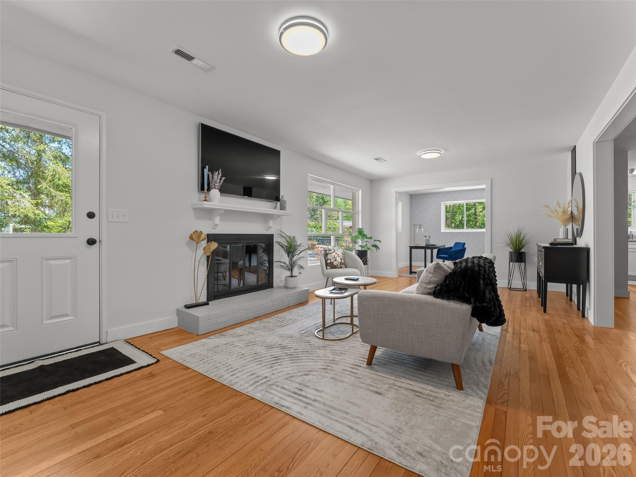 1110 3rd Avenue W #multiple — Hendersonville