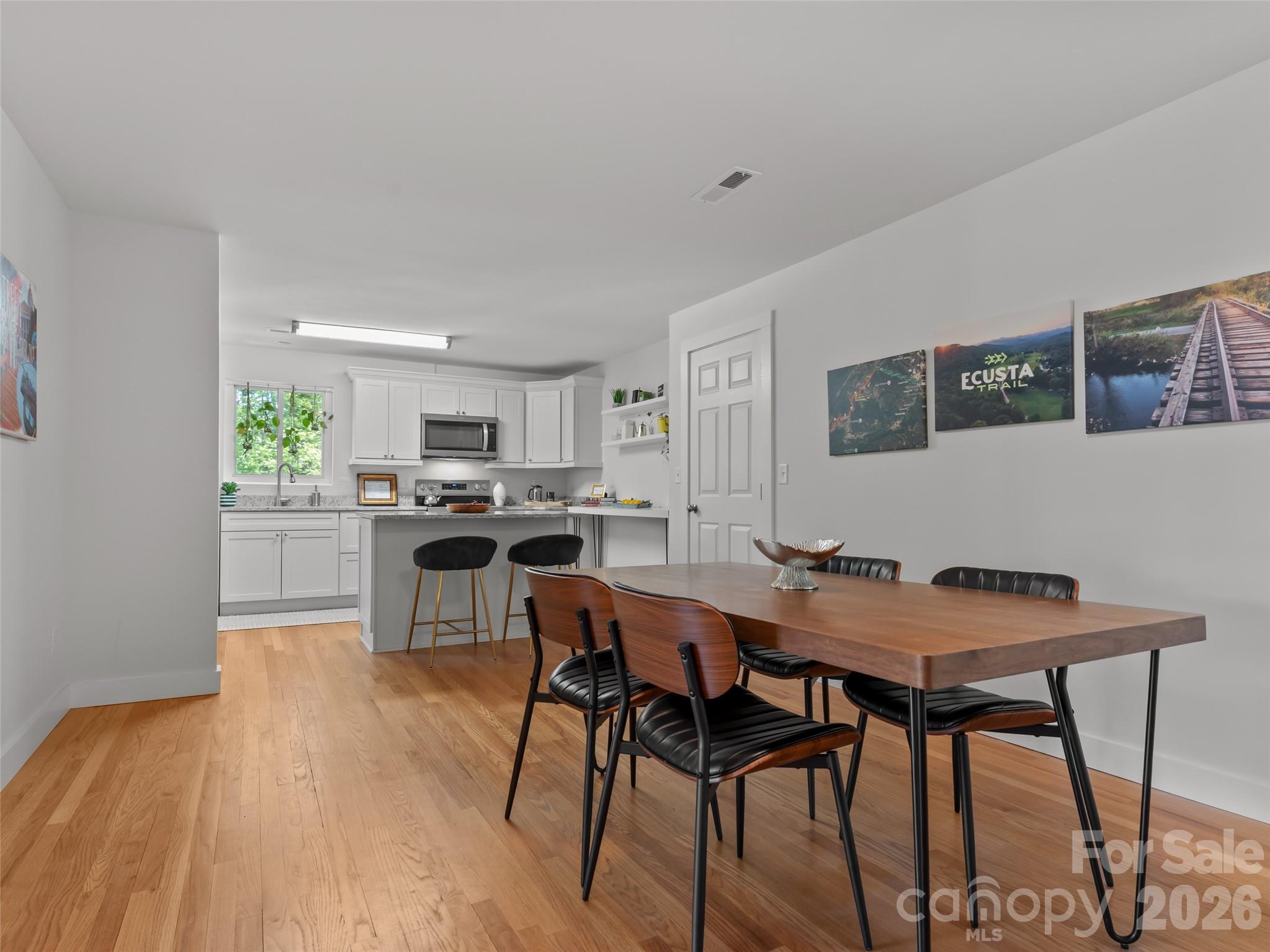1110 3rd Avenue W #multiple — Hendersonville