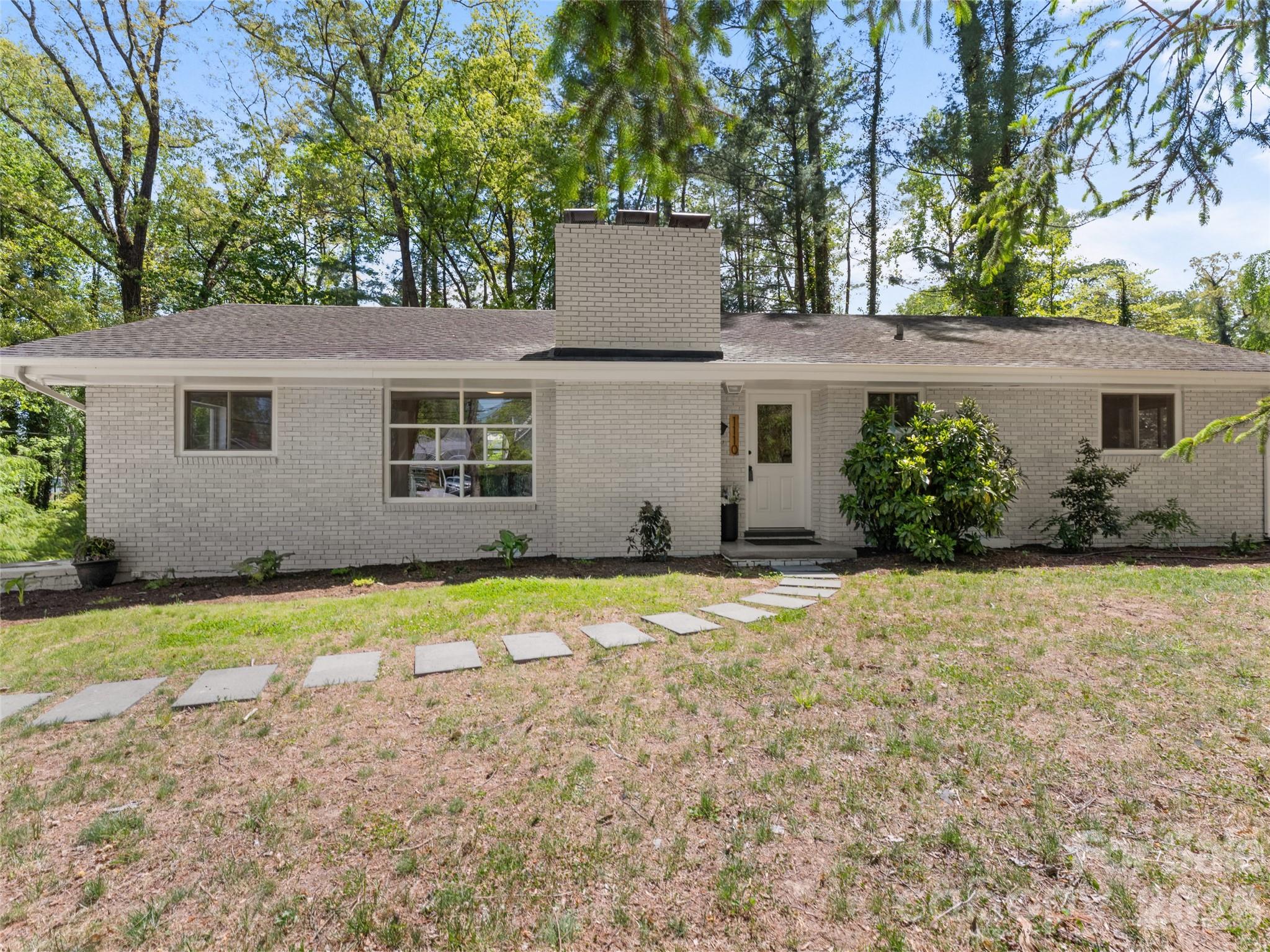 1110 3rd Avenue W #multiple — Hendersonville