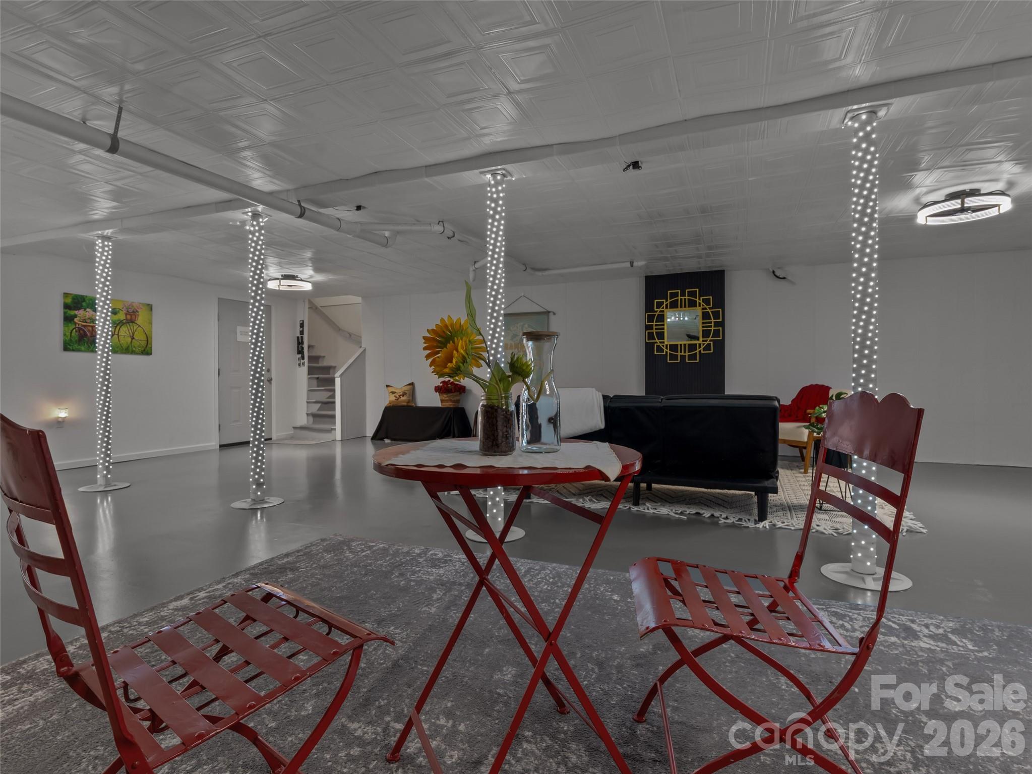 1110 3rd Avenue W #multiple — Hendersonville