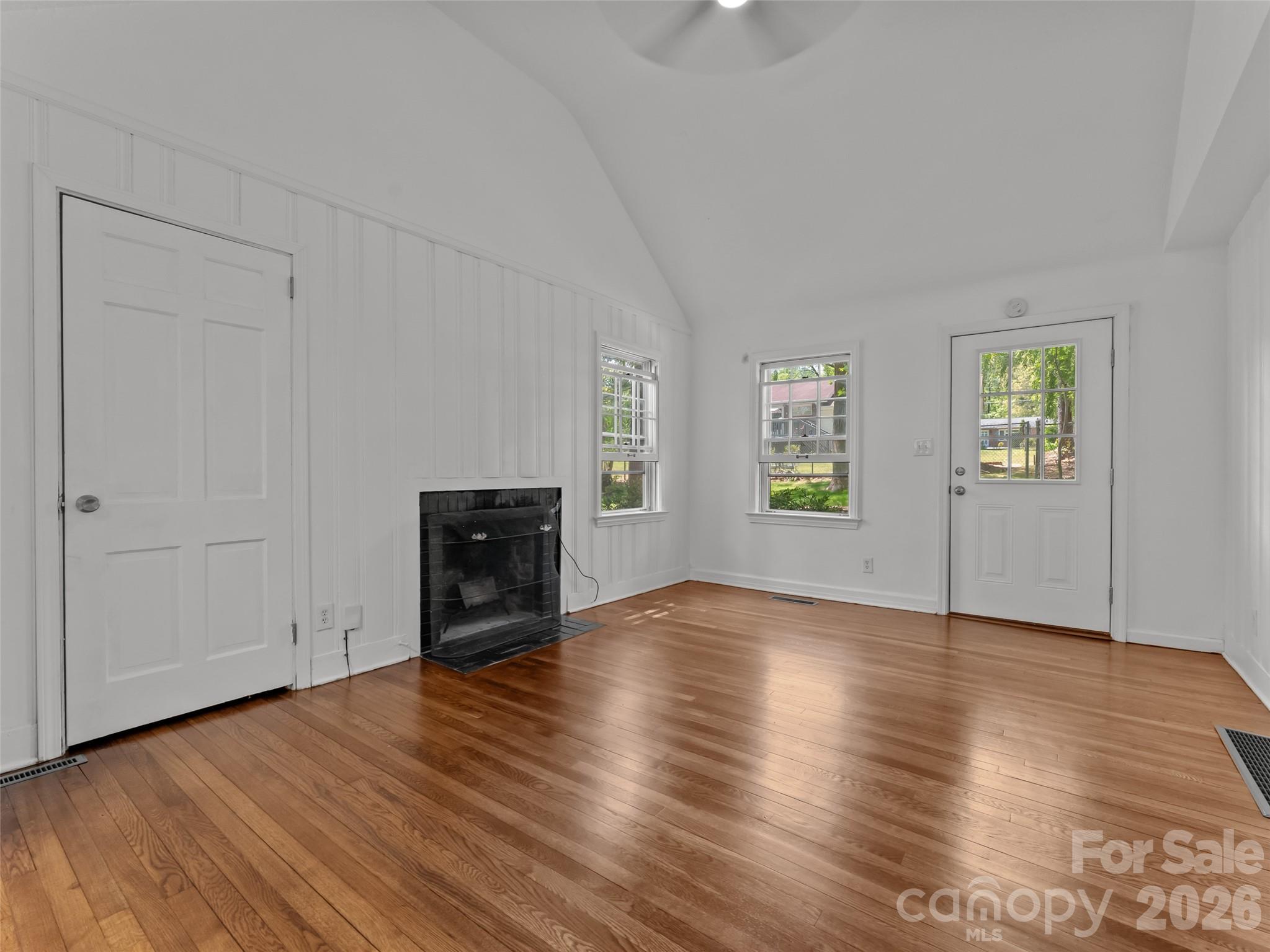 1110 3rd Avenue W #multiple — Hendersonville