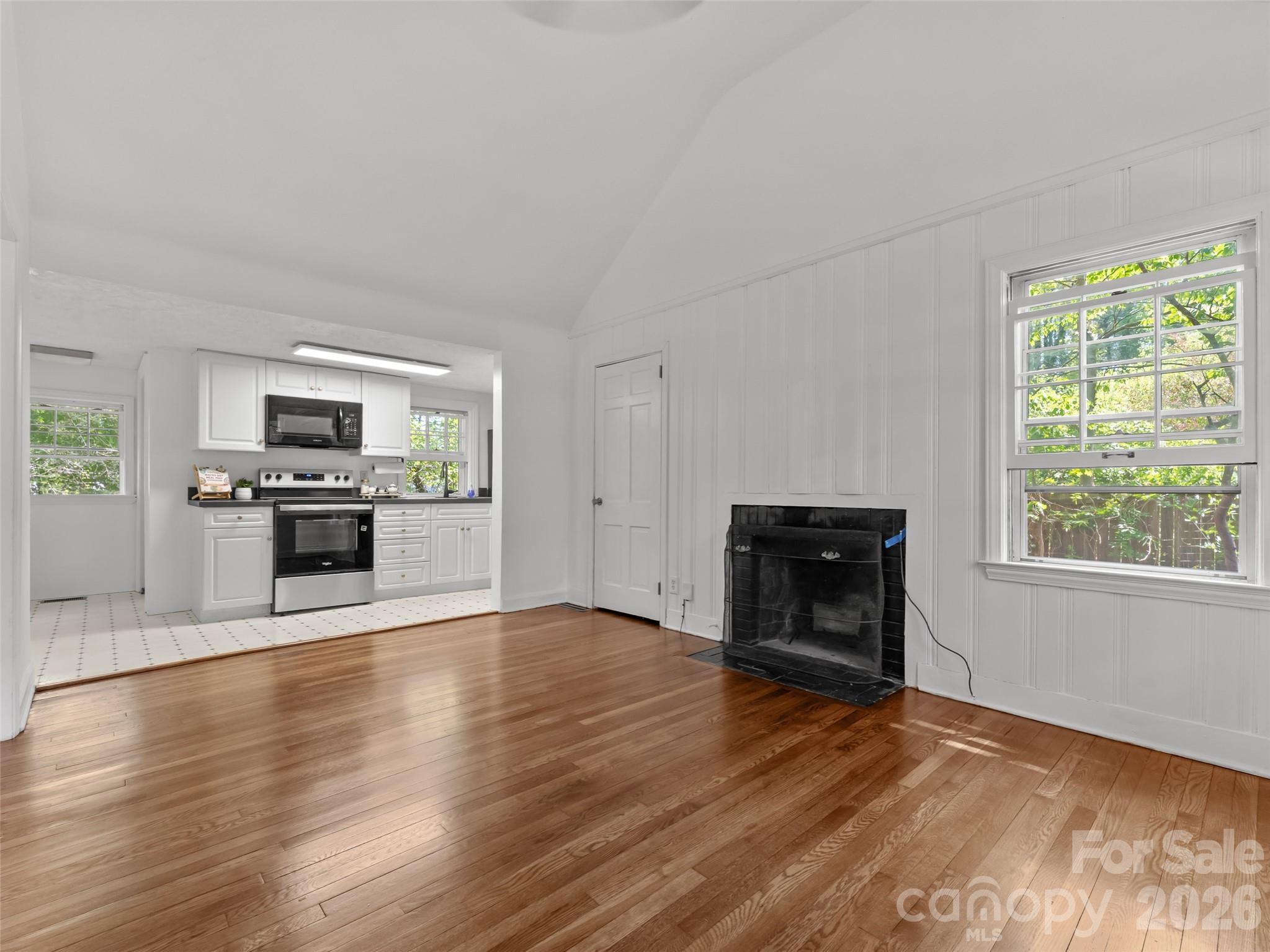 1110 3rd Avenue W #multiple — Hendersonville