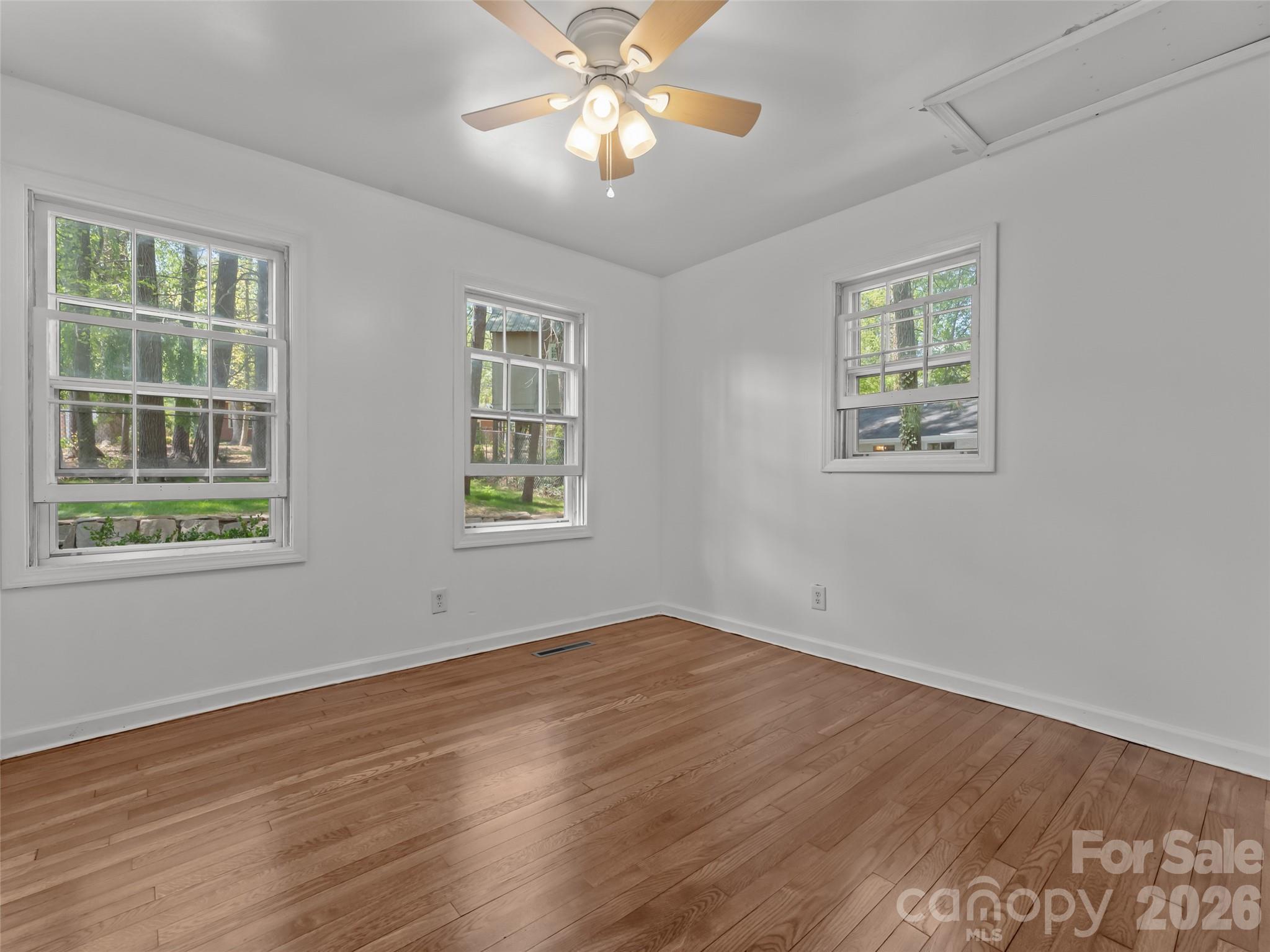 1110 3rd Avenue W #multiple — Hendersonville