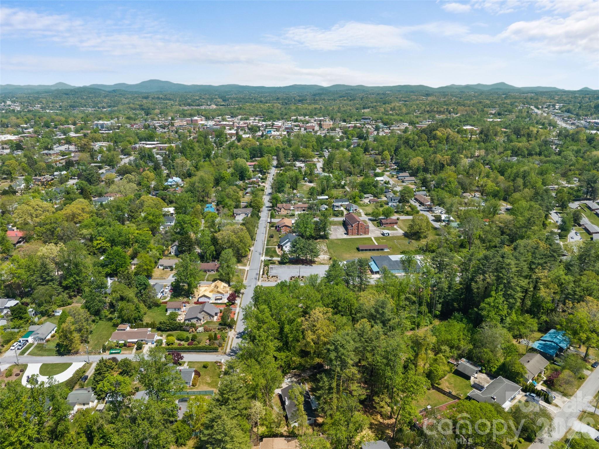 1110 3rd Avenue W #multiple — Hendersonville