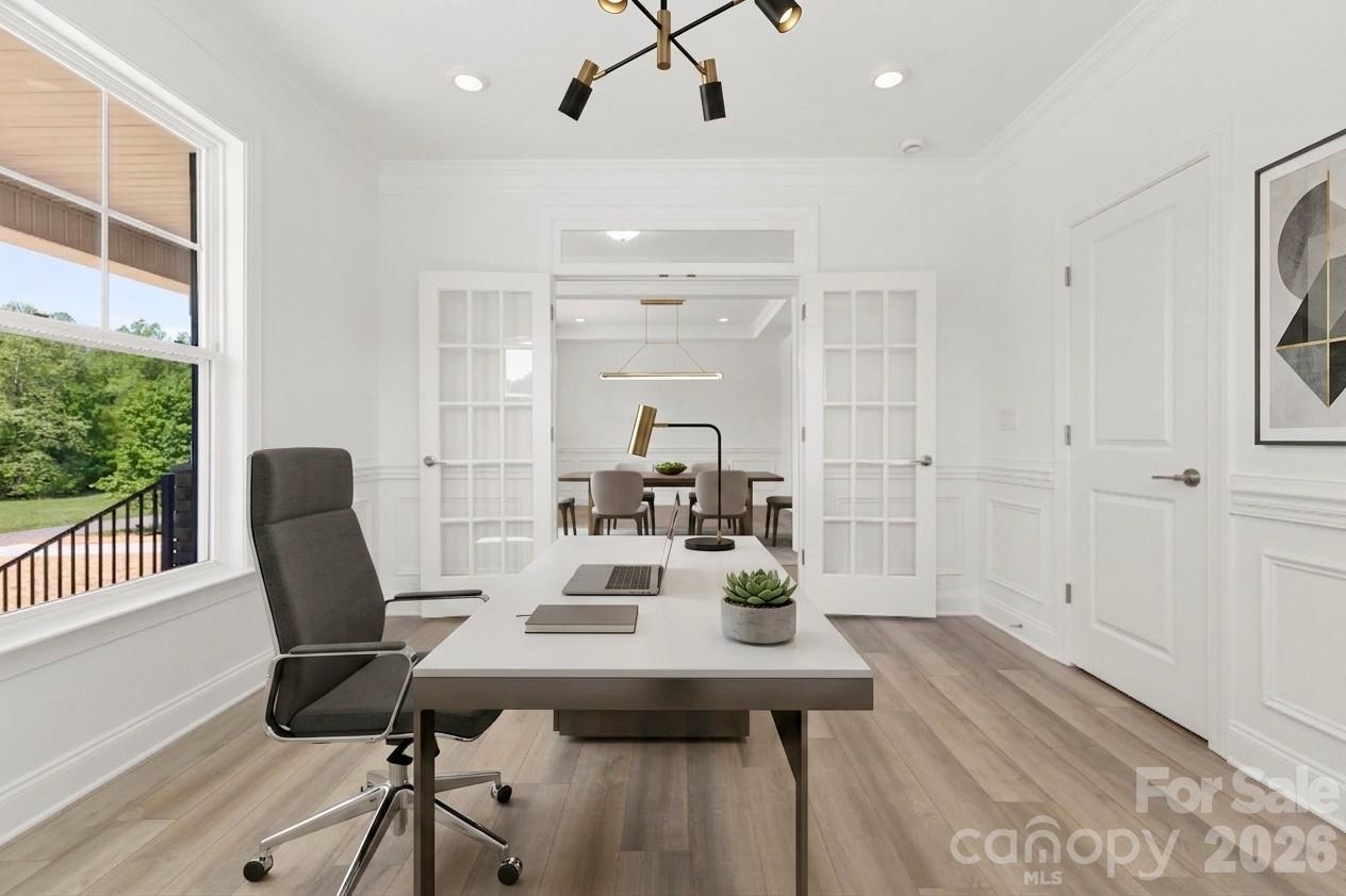 5944 Bakers Point — Hickory