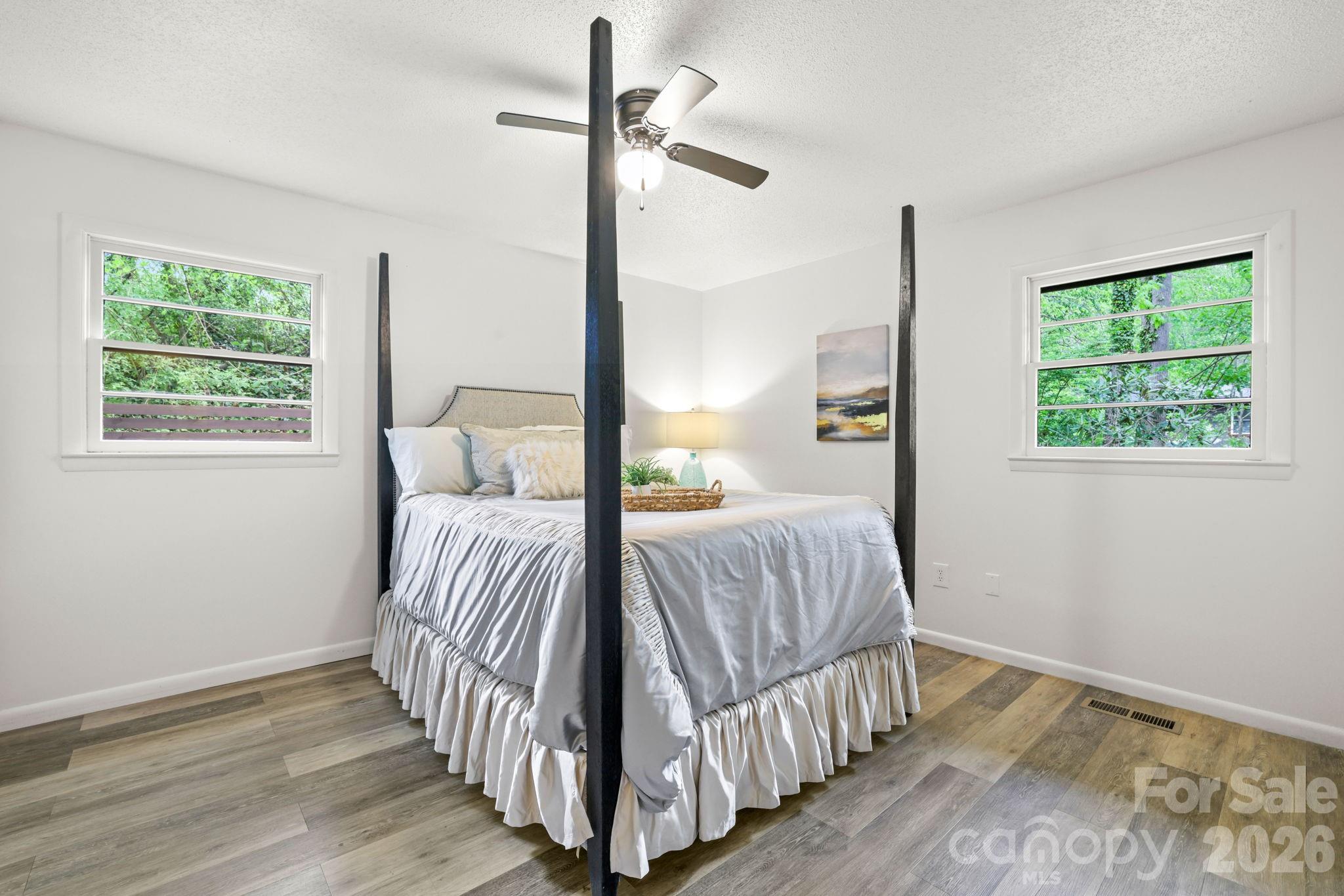 1 Virginia Lane — Cullowhee