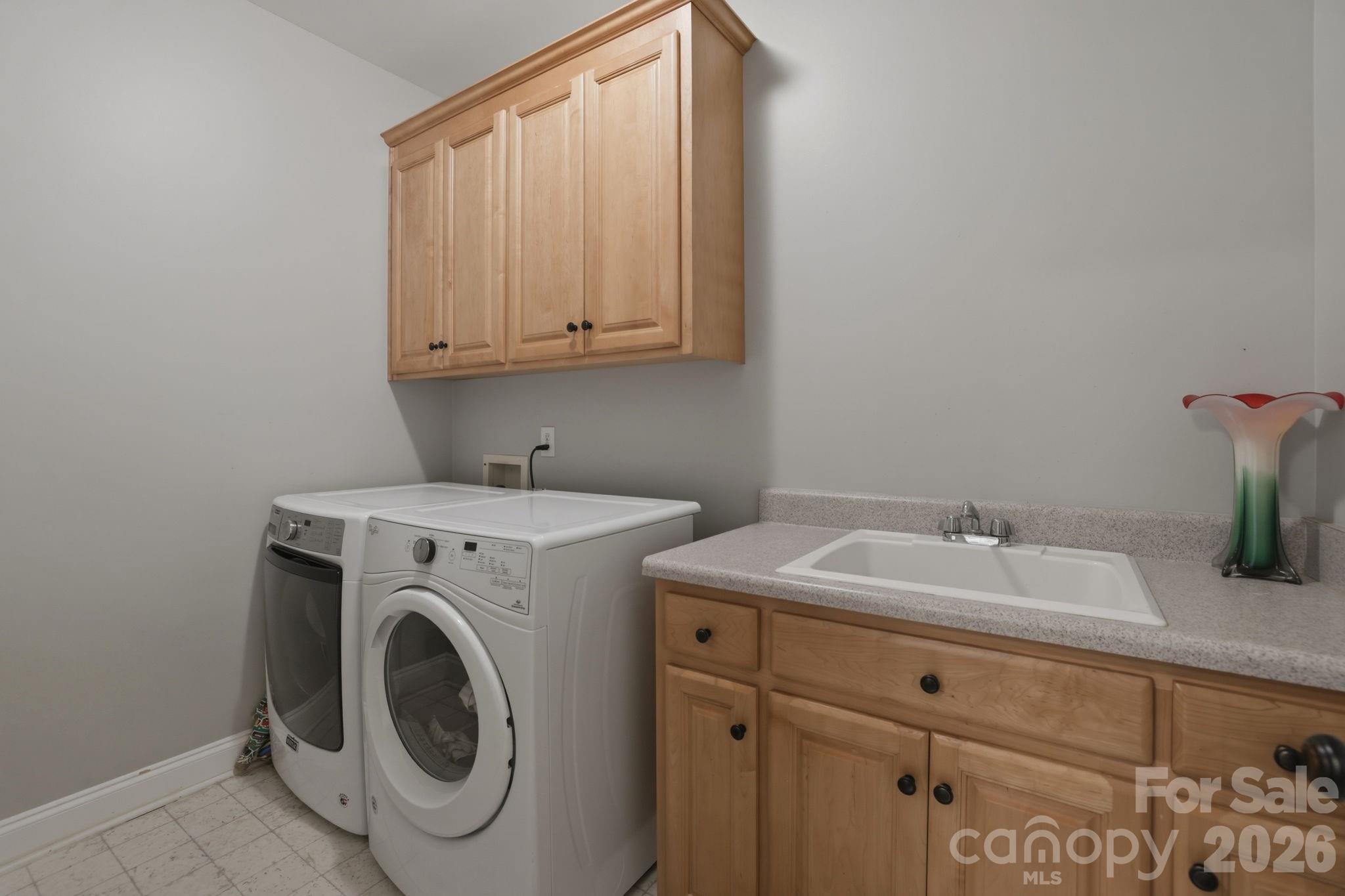 239 Sardis Pointe Road — Matthews