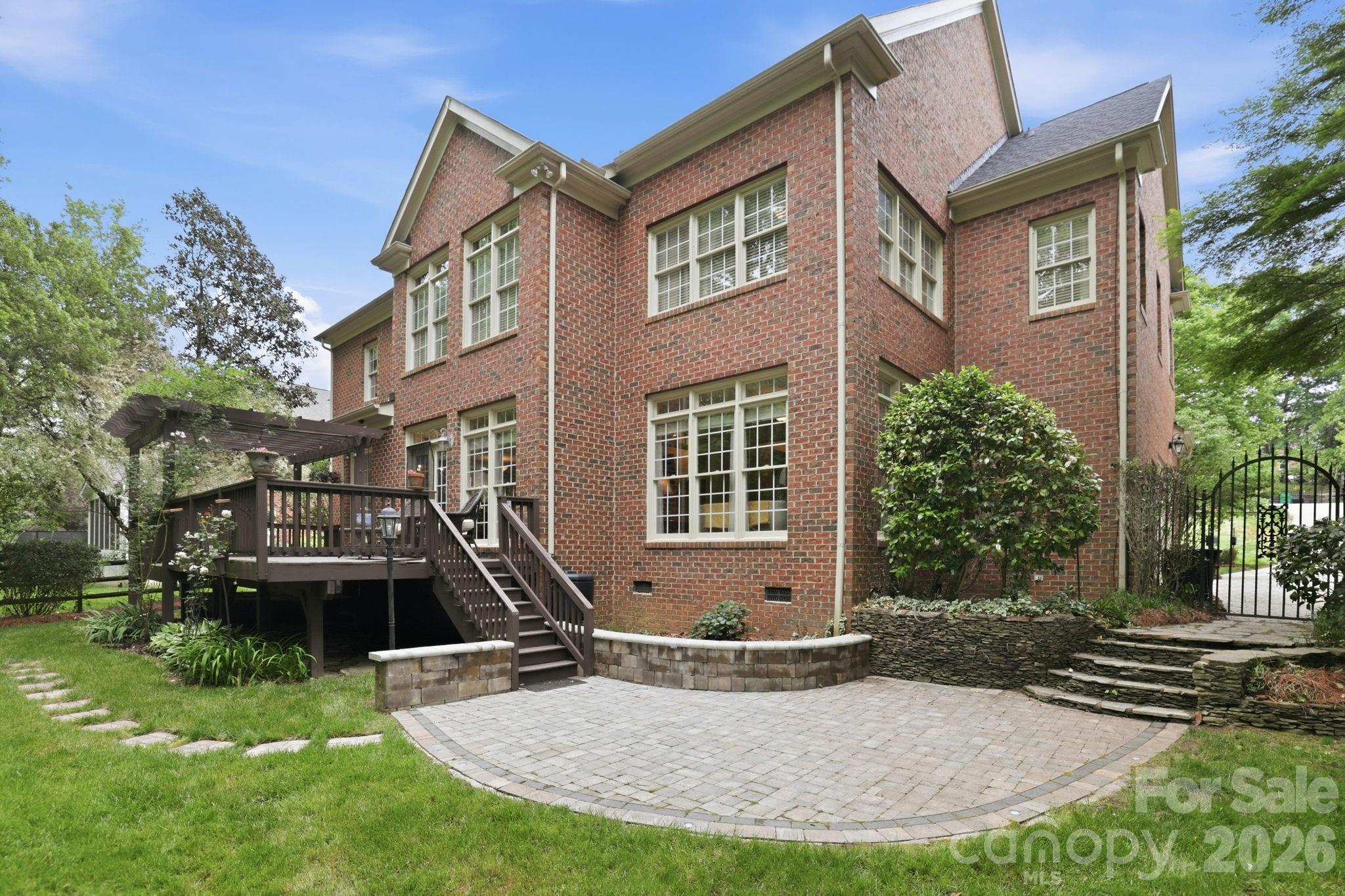 239 Sardis Pointe Road — Matthews