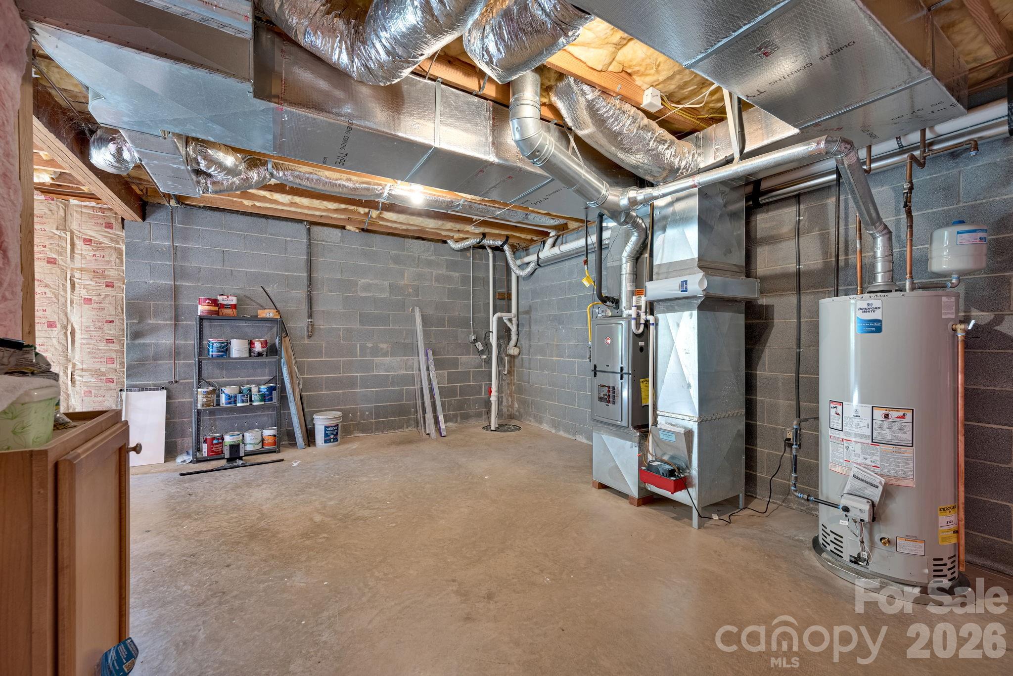108 Fairway Knoll Drive — Hendersonville