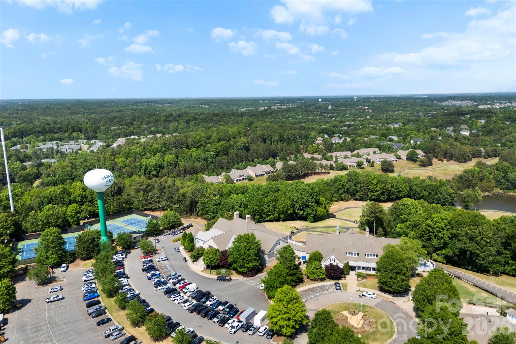 606 Andover Lane — Tega Cay