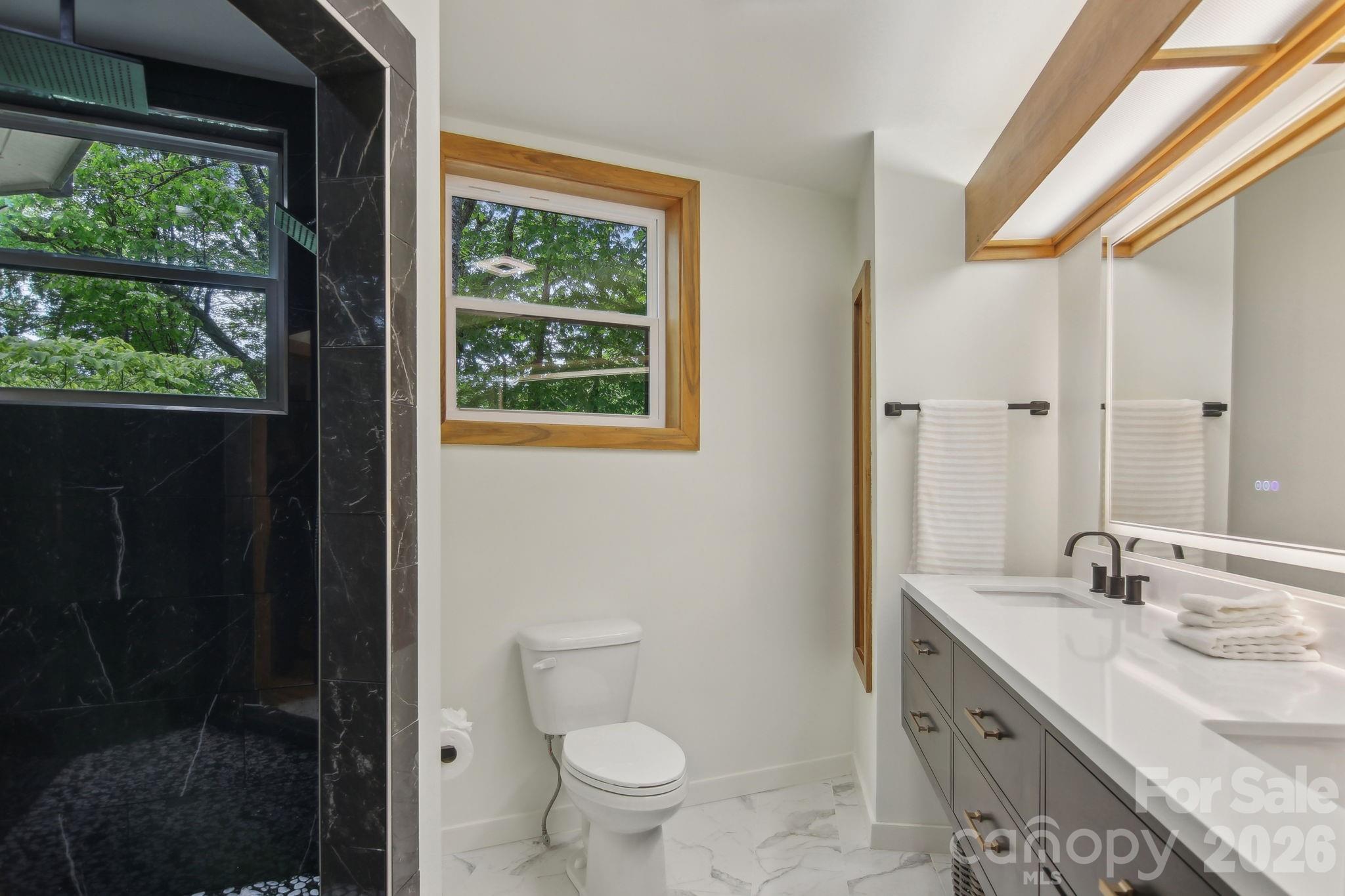 295 Dills Road — Bryson City