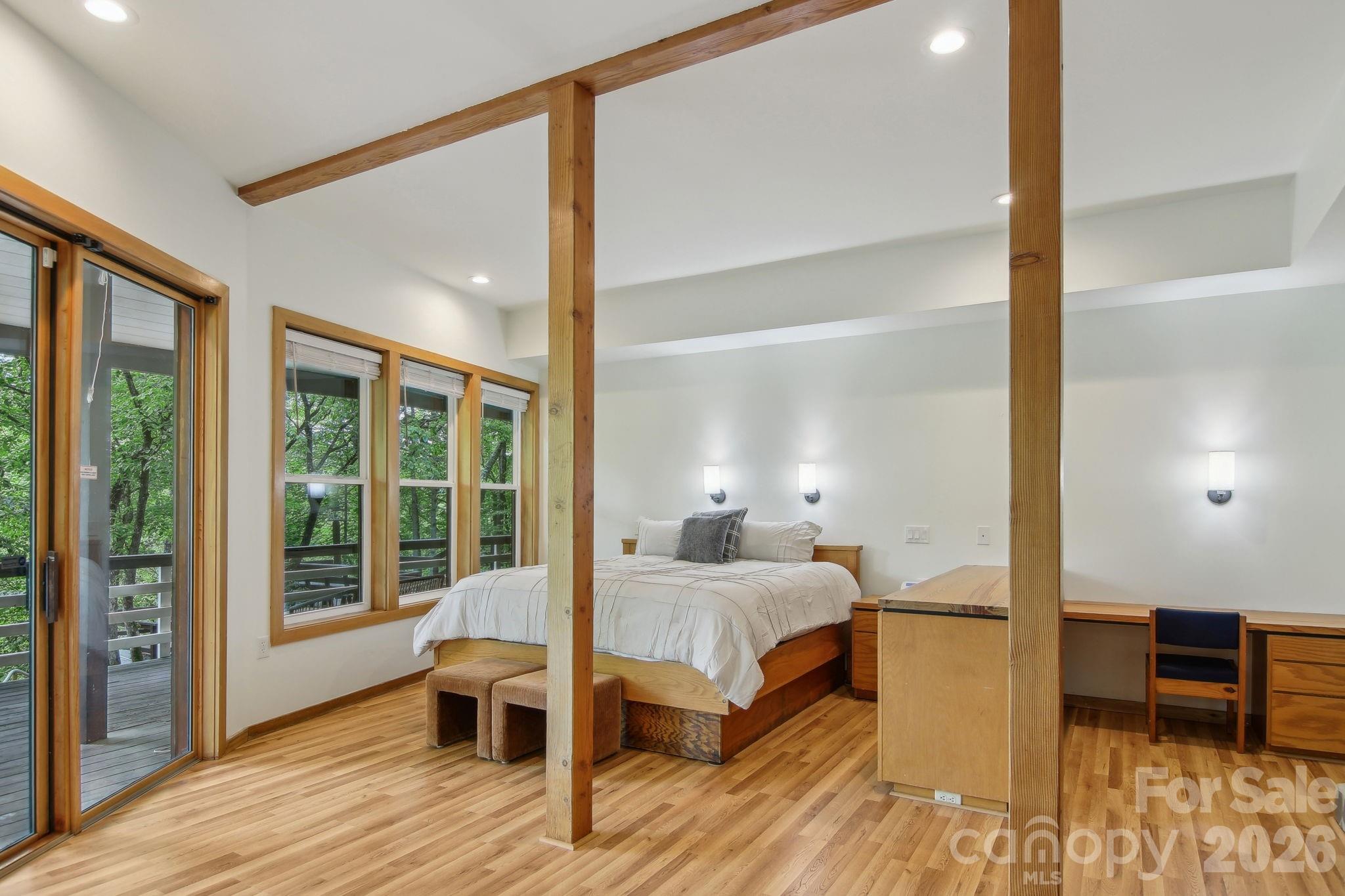 295 Dills Road — Bryson City