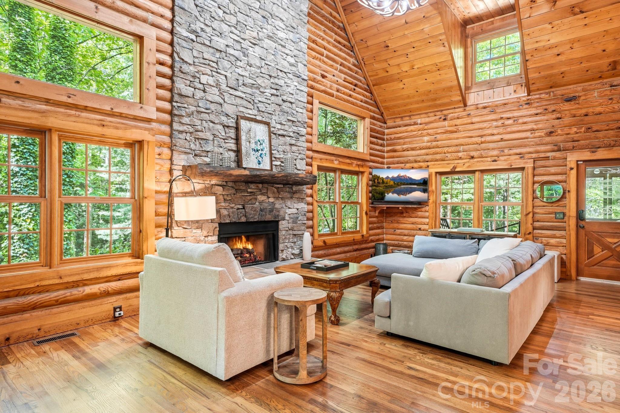 16 Shadow Brook Drive — Flat Rock