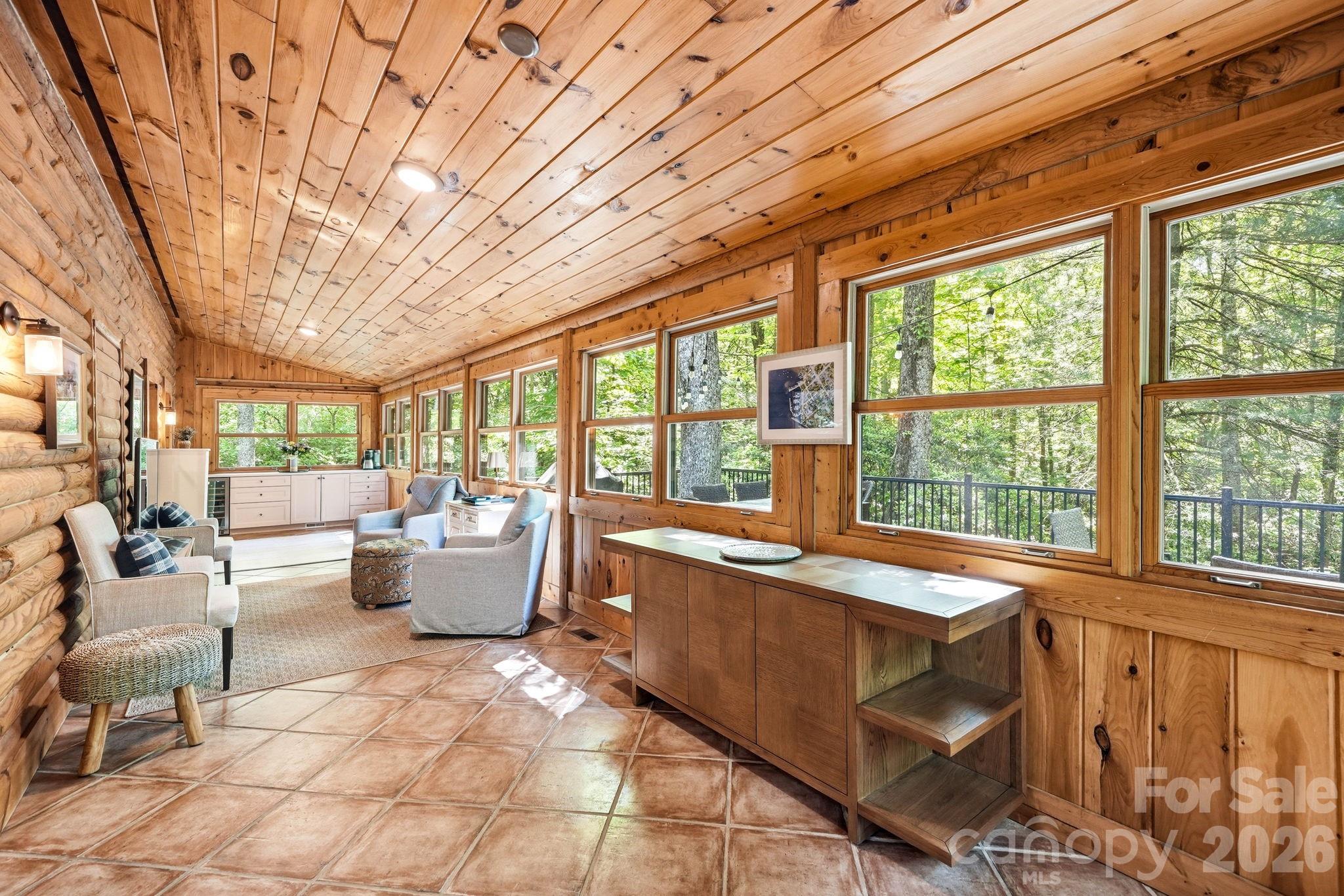 16 Shadow Brook Drive — Flat Rock