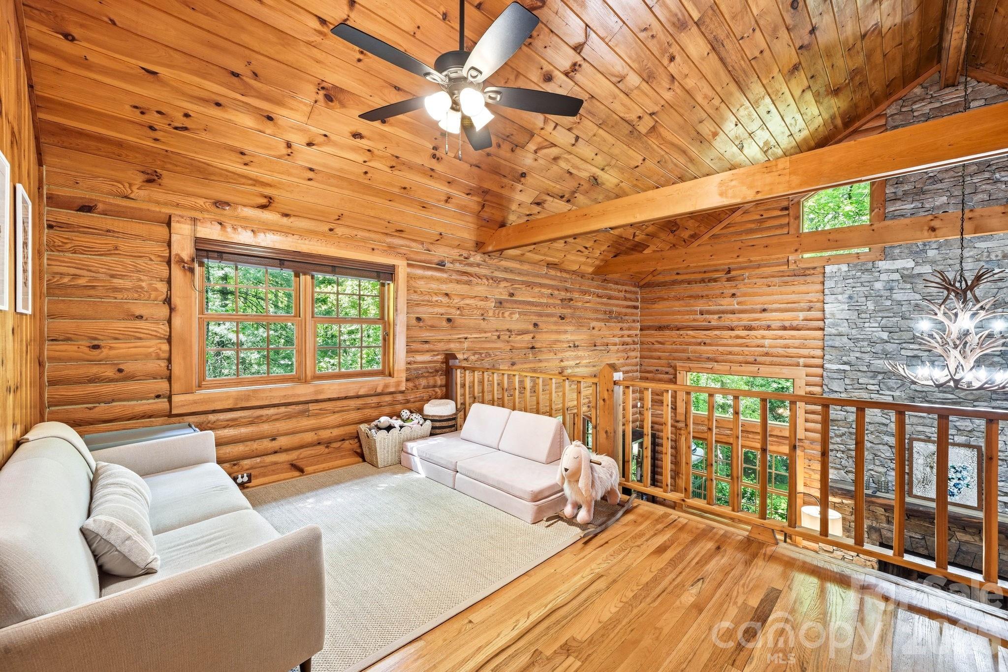 16 Shadow Brook Drive — Flat Rock