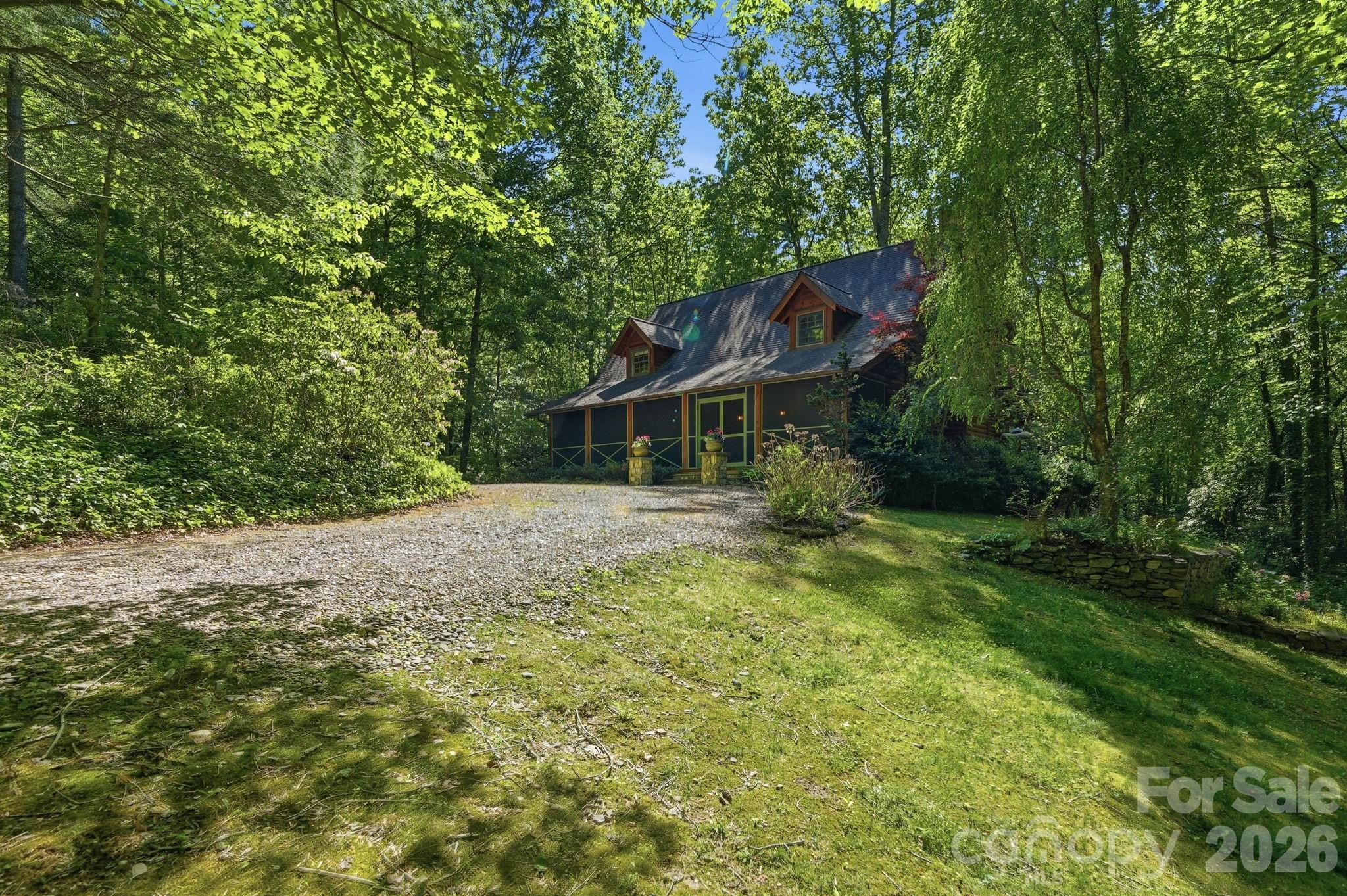 16 Shadow Brook Drive — Flat Rock