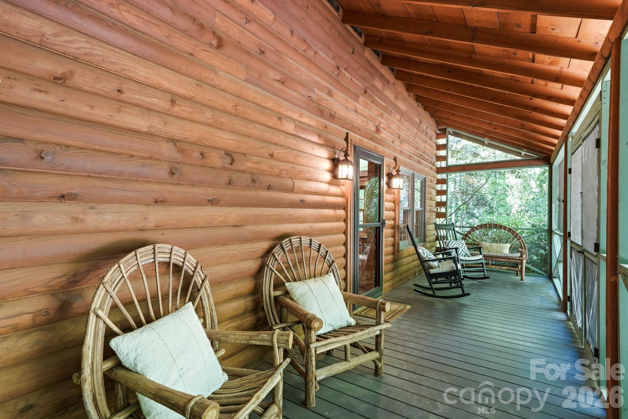 16 Shadow Brook Drive — Flat Rock