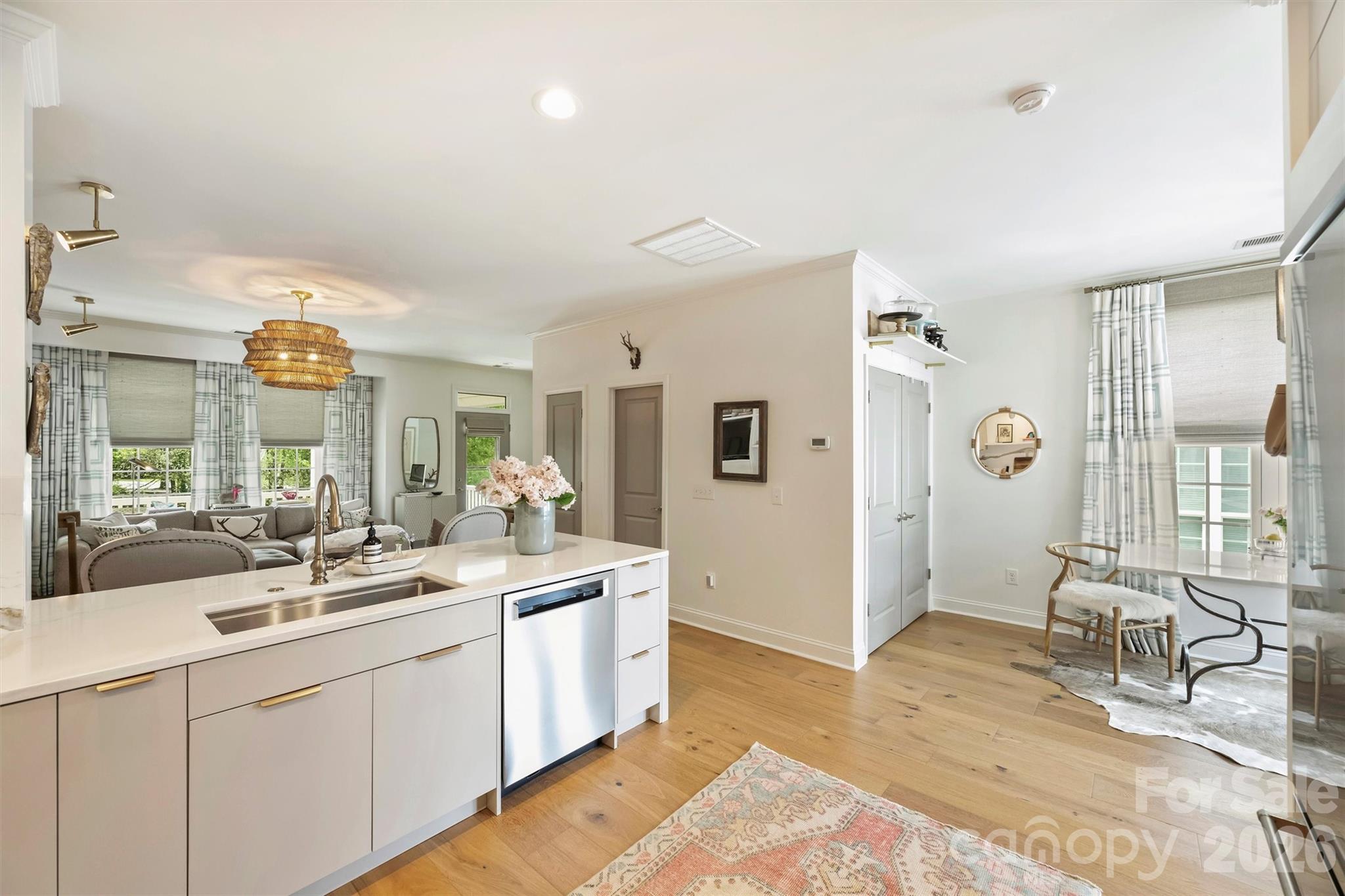 4141 Spool Lane — Belmont