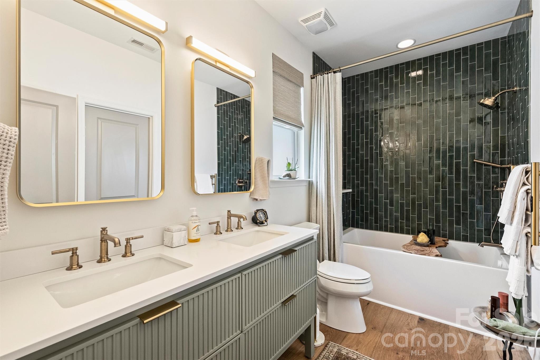 4141 Spool Lane — Belmont