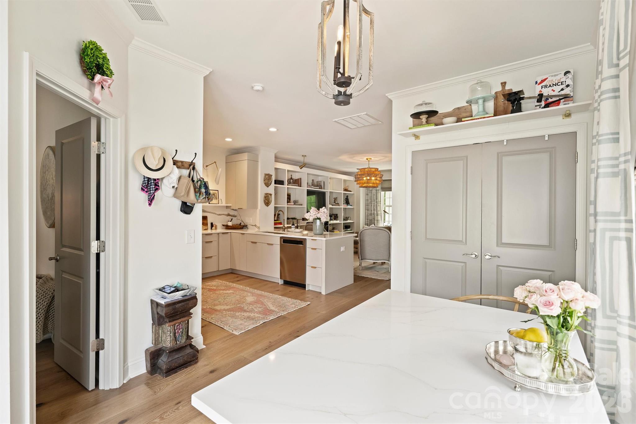 4141 Spool Lane — Belmont