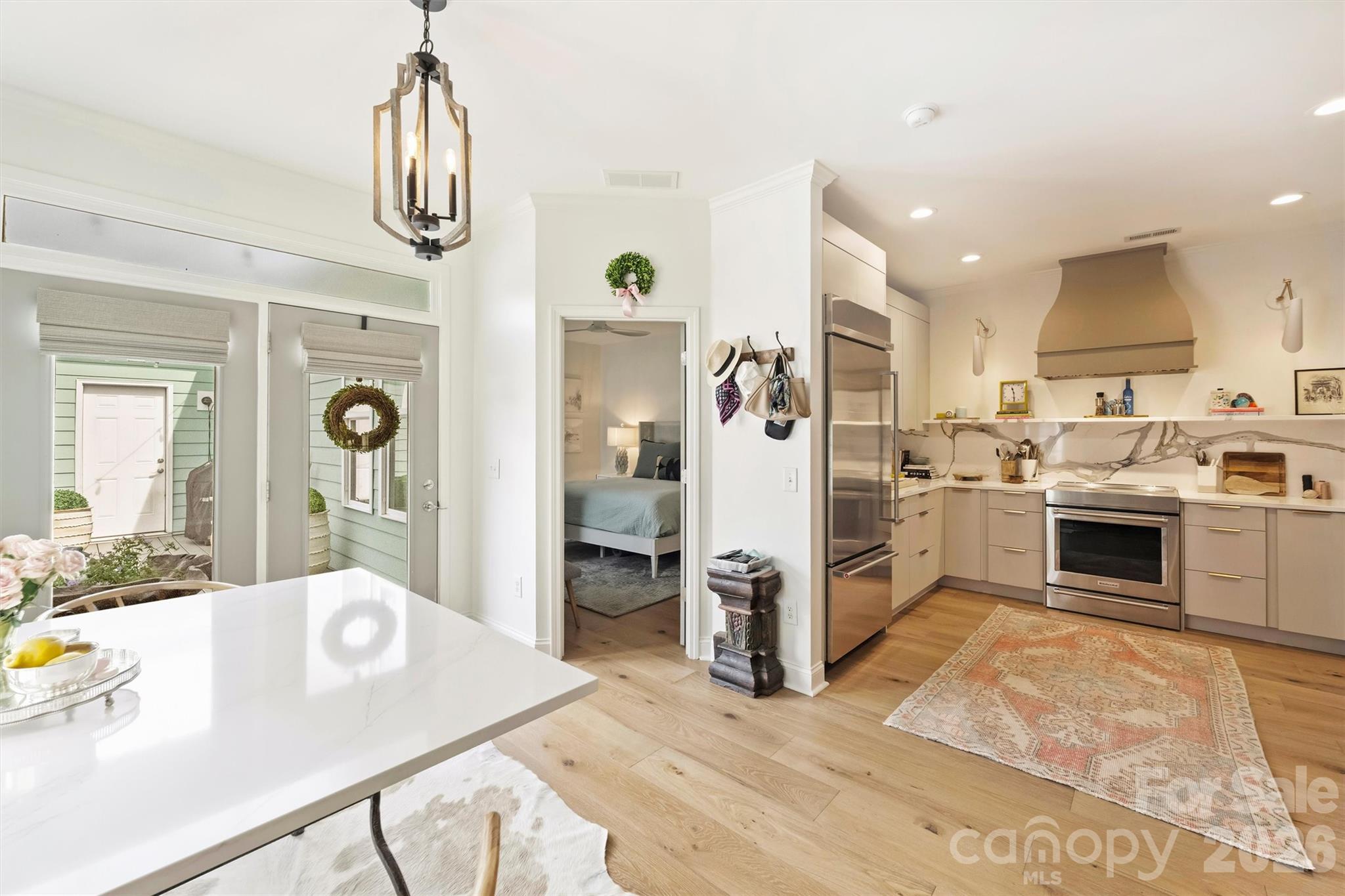 4141 Spool Lane — Belmont