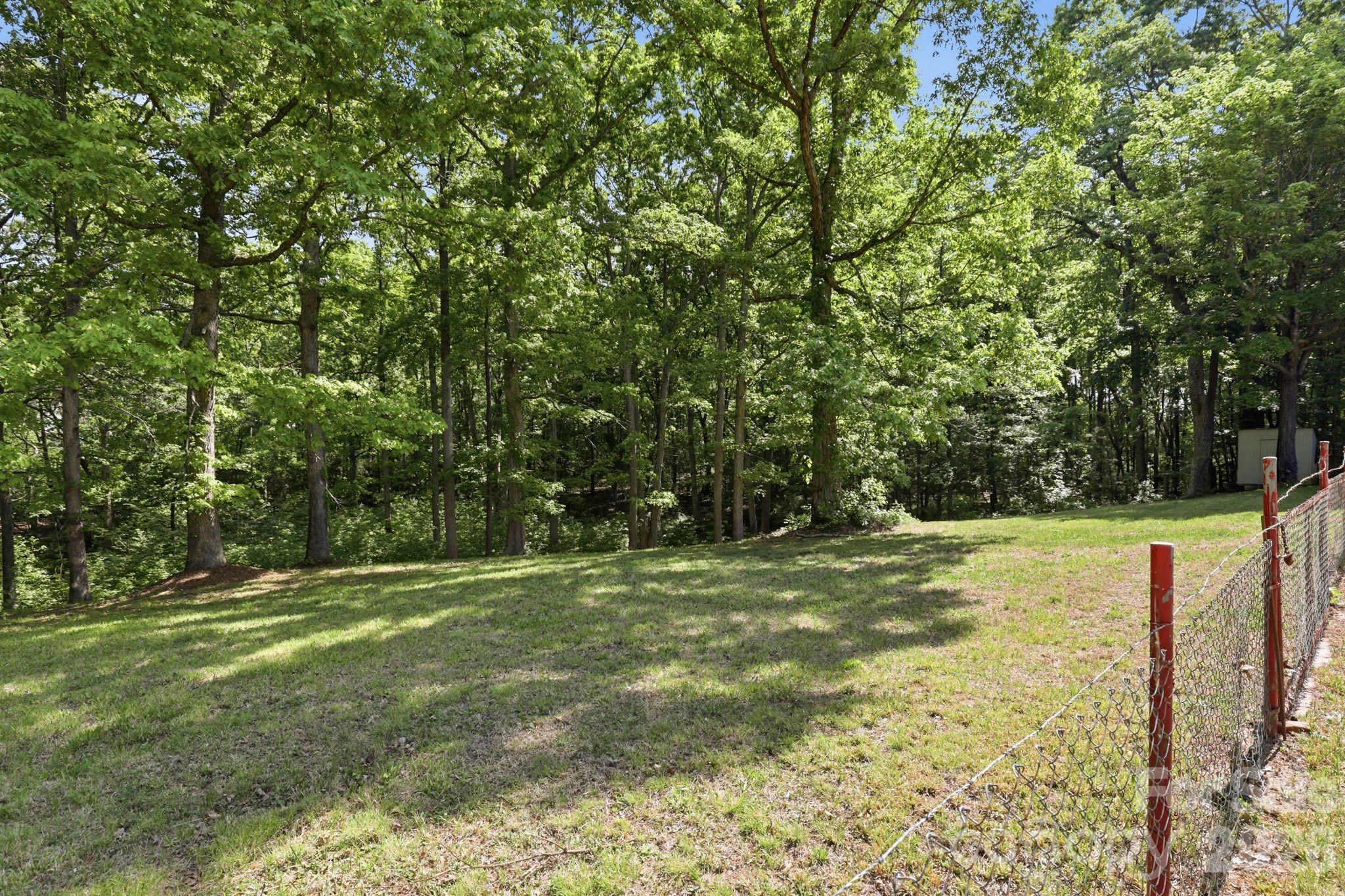 136 Woodridge Lane — Mooresville