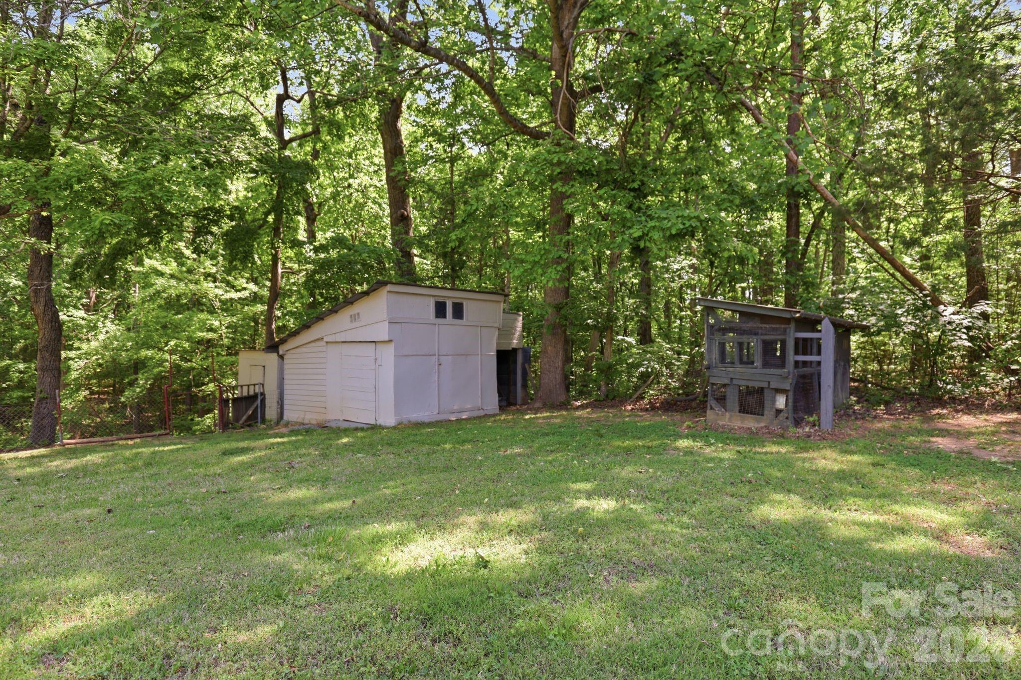 136 Woodridge Lane — Mooresville