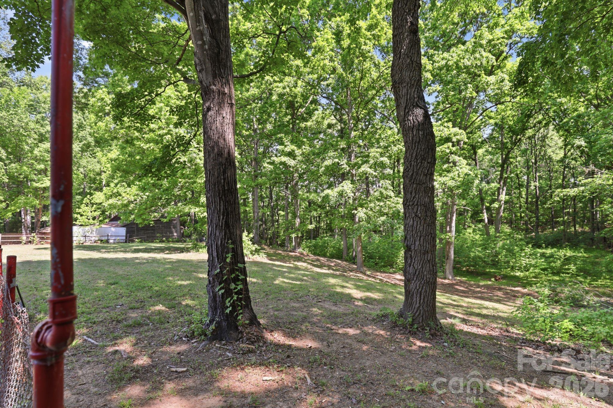 136 Woodridge Lane — Mooresville