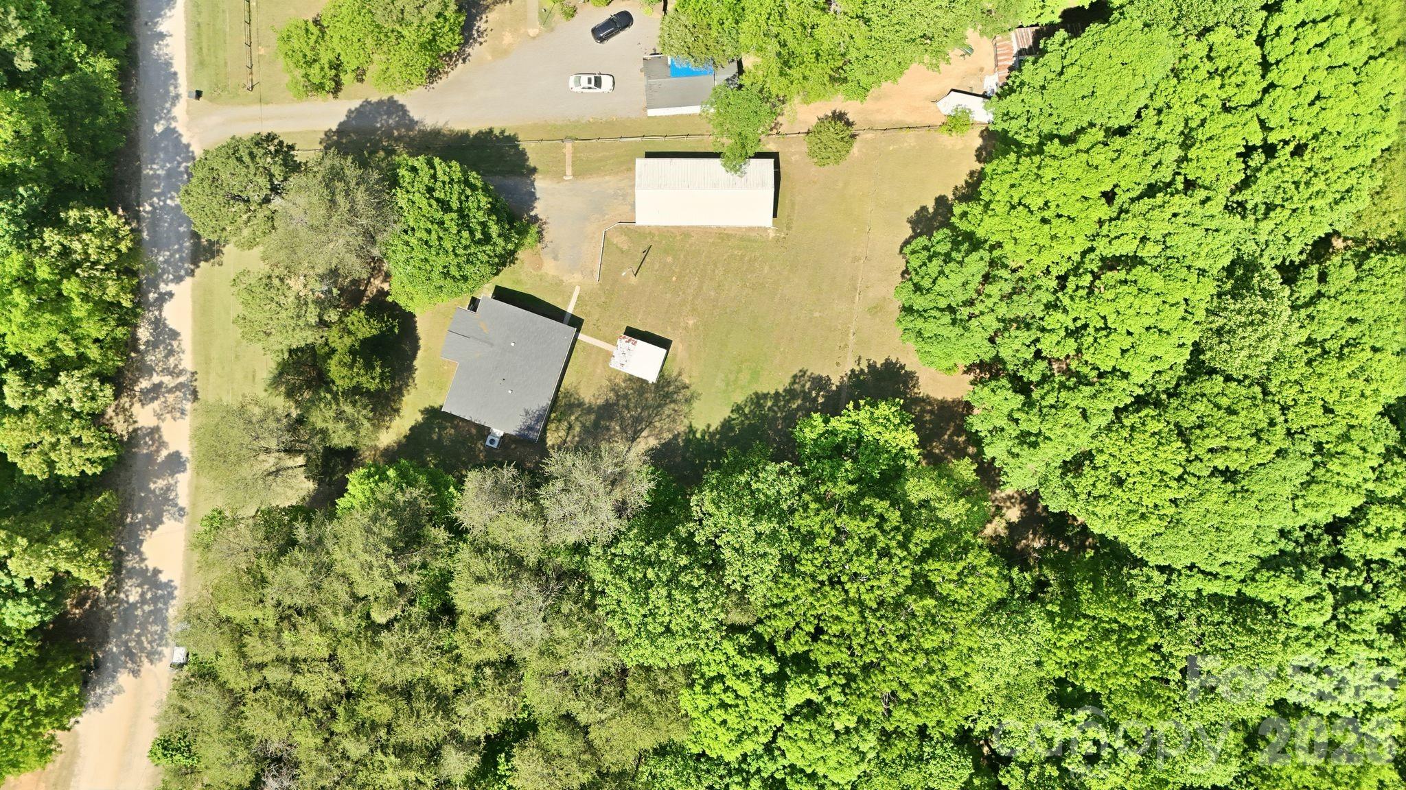 136 Woodridge Lane — Mooresville
