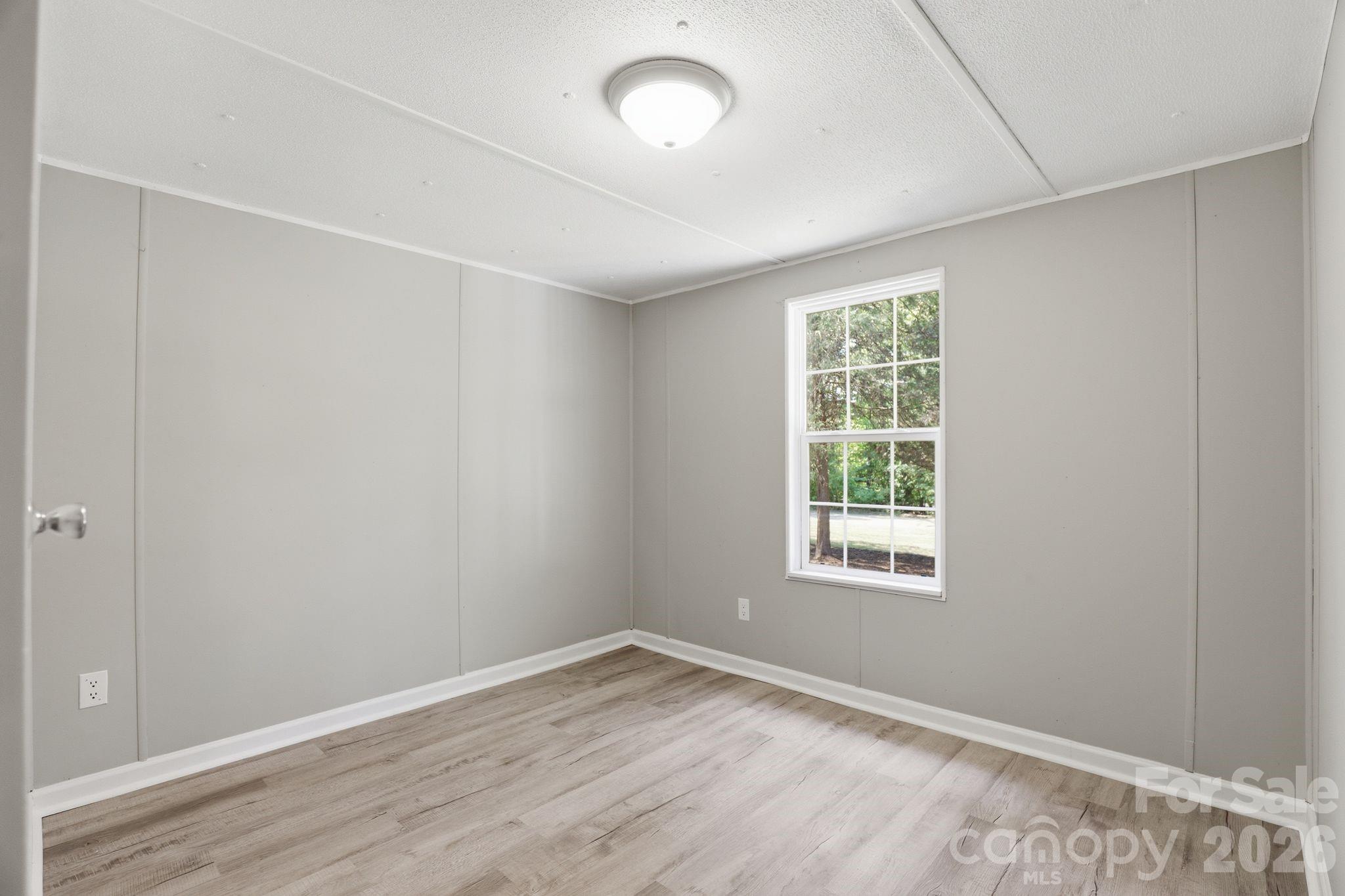136 Woodridge Lane — Mooresville