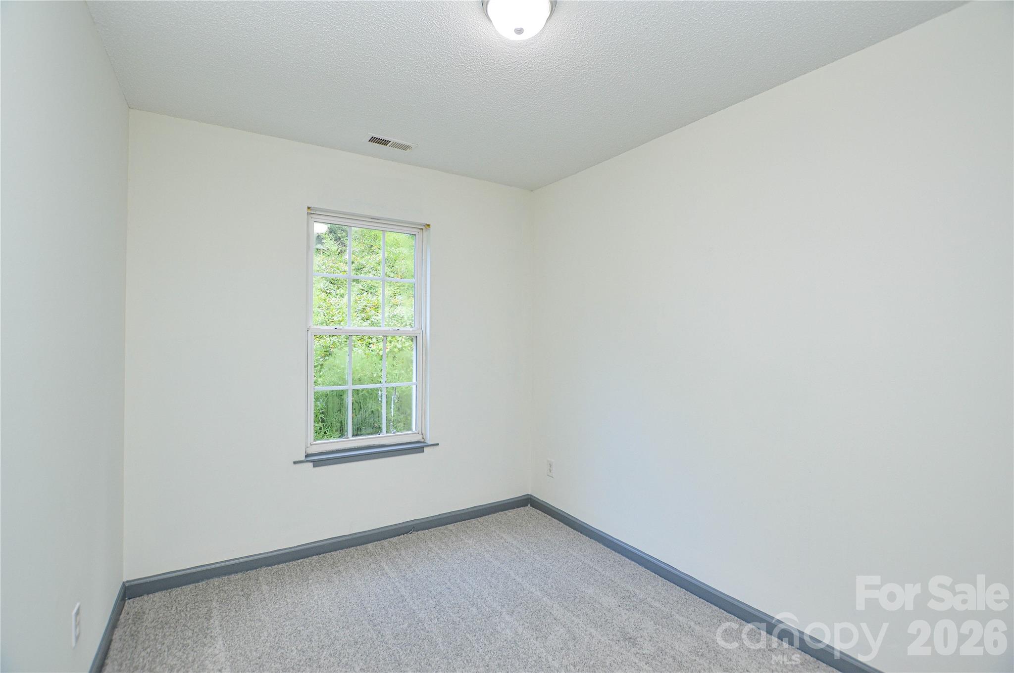 1009 Karendale Avenue — Charlotte