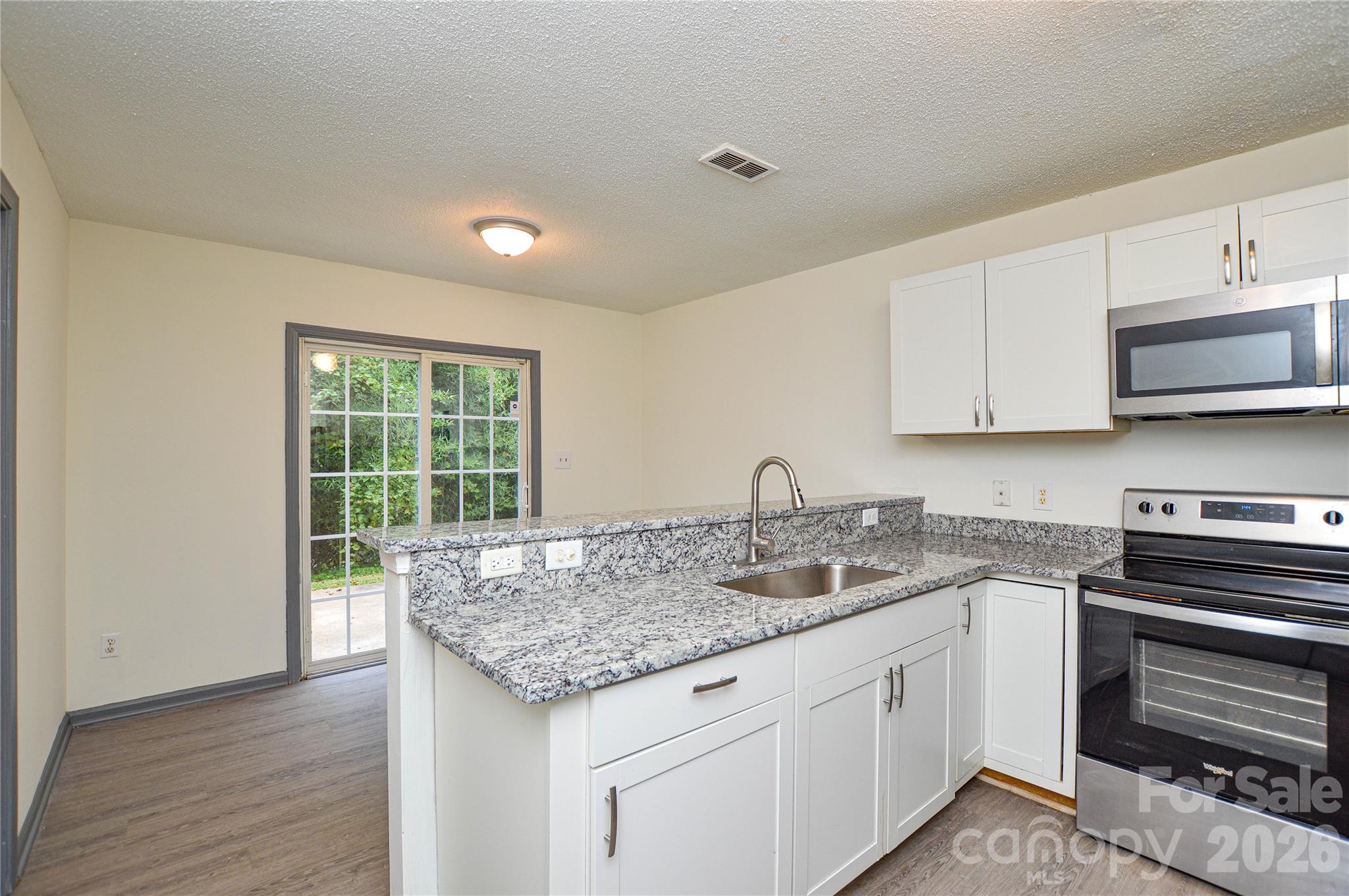 1009 Karendale Avenue — Charlotte