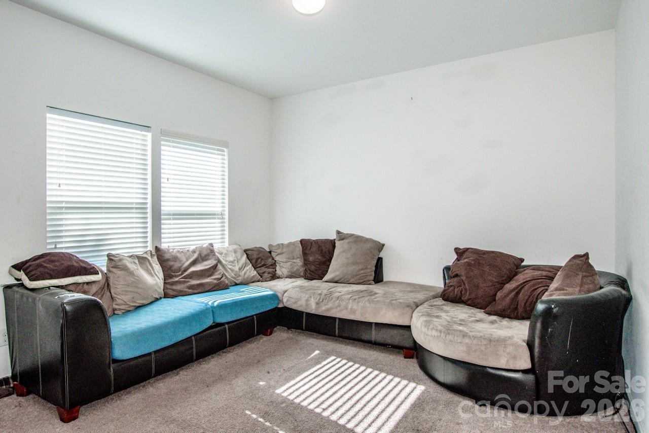 123 Kingsgate Court — Statesville